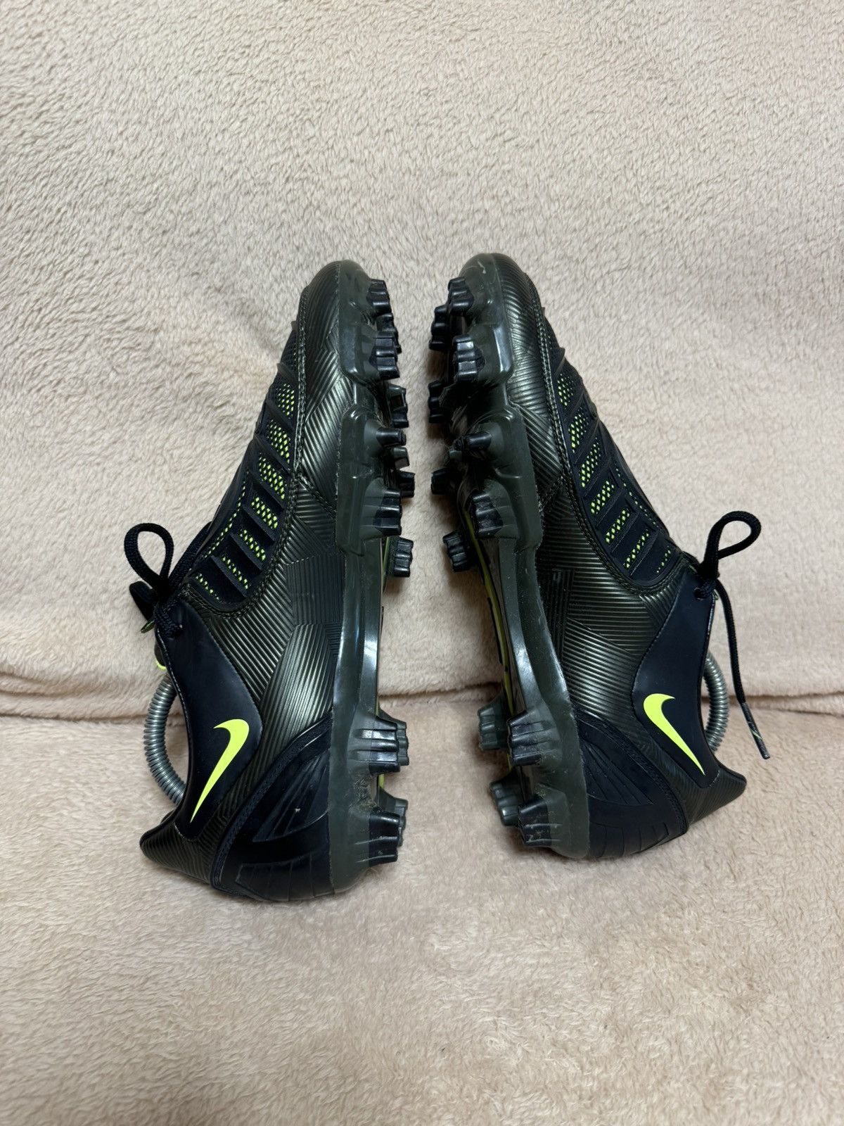 Nike × Vintage 2008 Nike Total 90 Laser II Football Boots Size US 9 / EU 42 - 15 Thumbnail