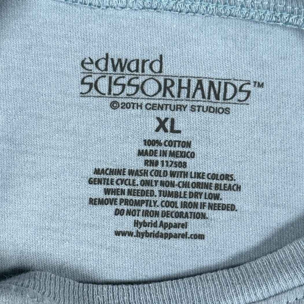 Burton VINTAGE Edward Scissorhands Shirt Womens LARGE Blue Crop Top Goth Movie Tim Burton Retro Mens? No, Womens Size L / US 10 / IT 46 - 2 Thumbnail