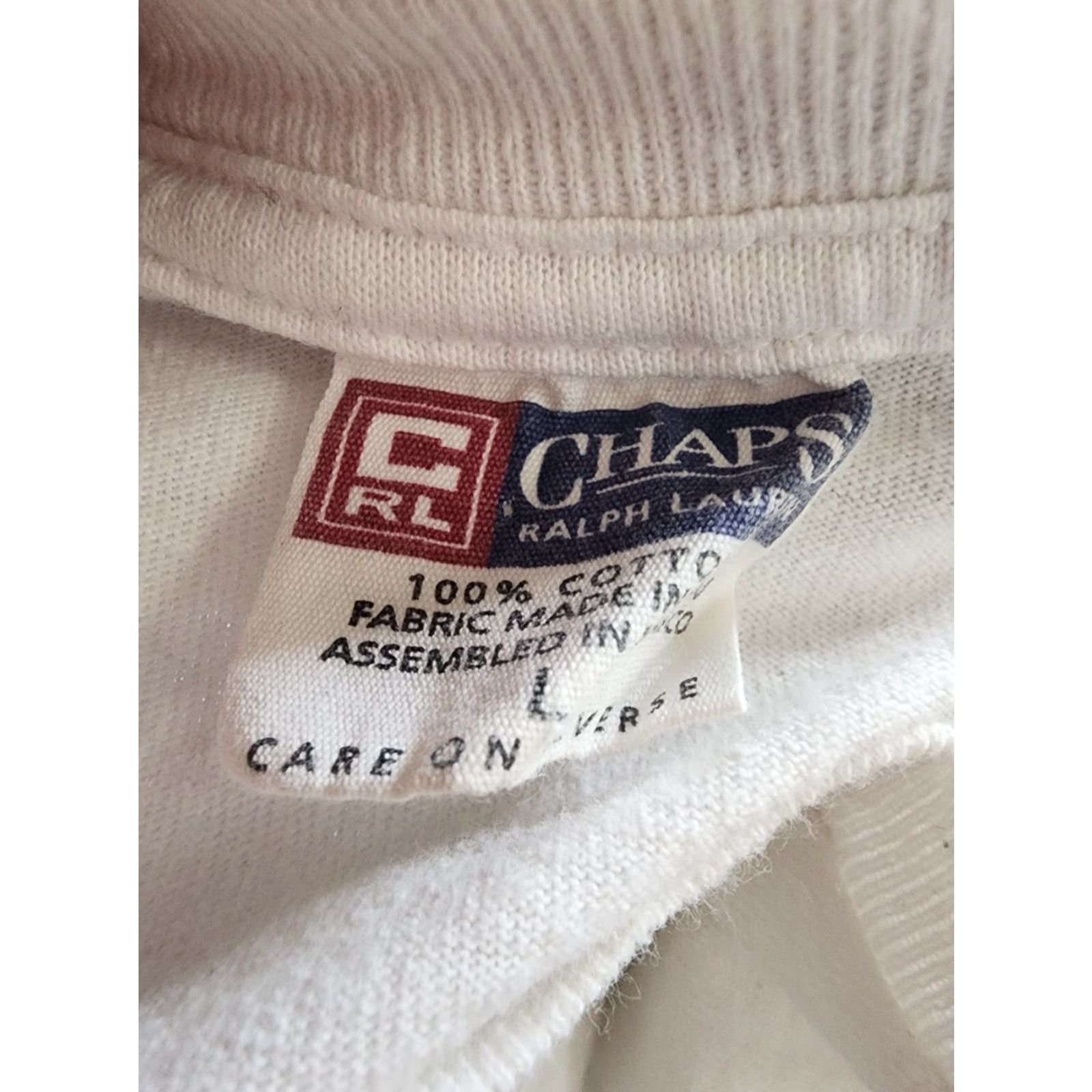 Chaps VINTAGE Chaps Ralph Lauren Spellout T Shirt Shirt Men L White 90s American Flag Distressed Size US L / EU 52-54 / 3 - 8 Thumbnail