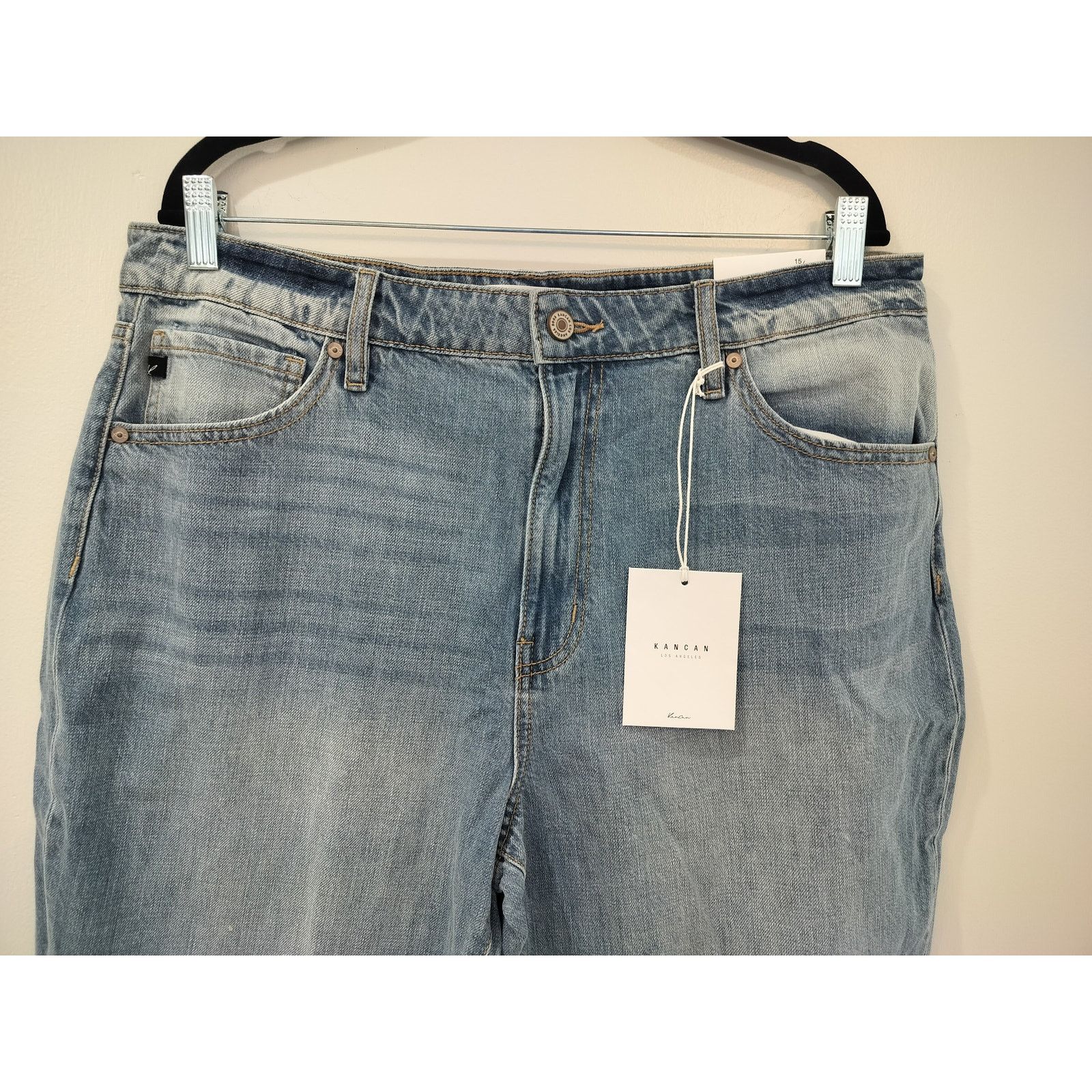 Other KanCan Women’s Size 15/31 High Waist Mom Jeans Tapered Leg Size 31" - 2 Thumbnail