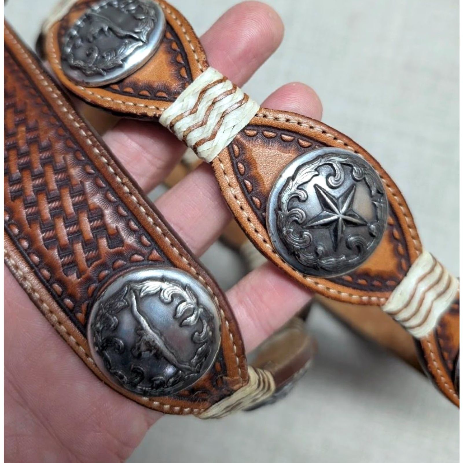 Vintage VINTAGE Justin Western Belt Mens 38 Brown Leather Concho Buckle Texas Lonestar Scalloped Pattern Cowboy Belt Size 38 - 3 Thumbnail