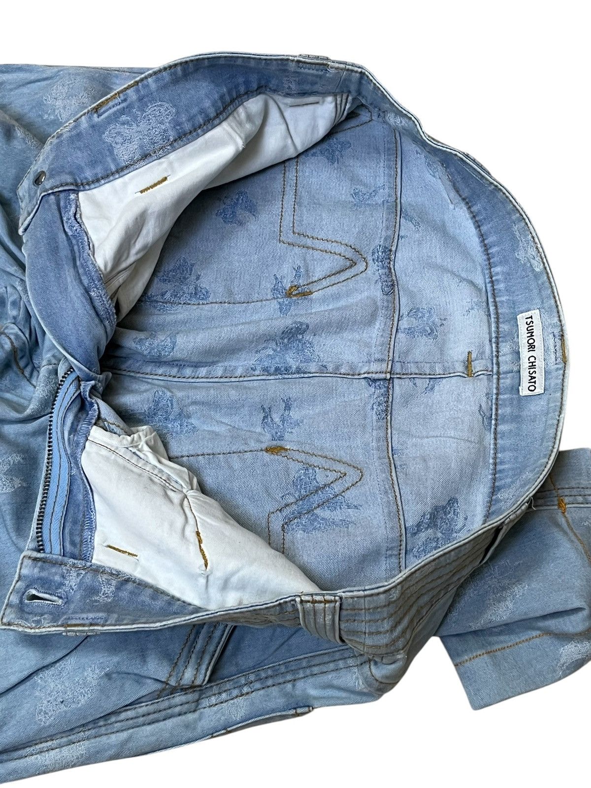 Issey Miyake TSUMORI CHISATO ISSEY MIYAKE EMBROIDERY JEANS Size US 32 / EU 48 - 11 Thumbnail