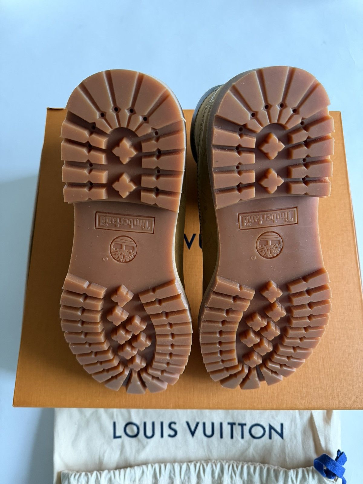Louis Vuitton × Timberland Louis Vuitton Timberland Monogram 6 Inch Boot Size US 9 / EU 42 - 6 Thumbnail
