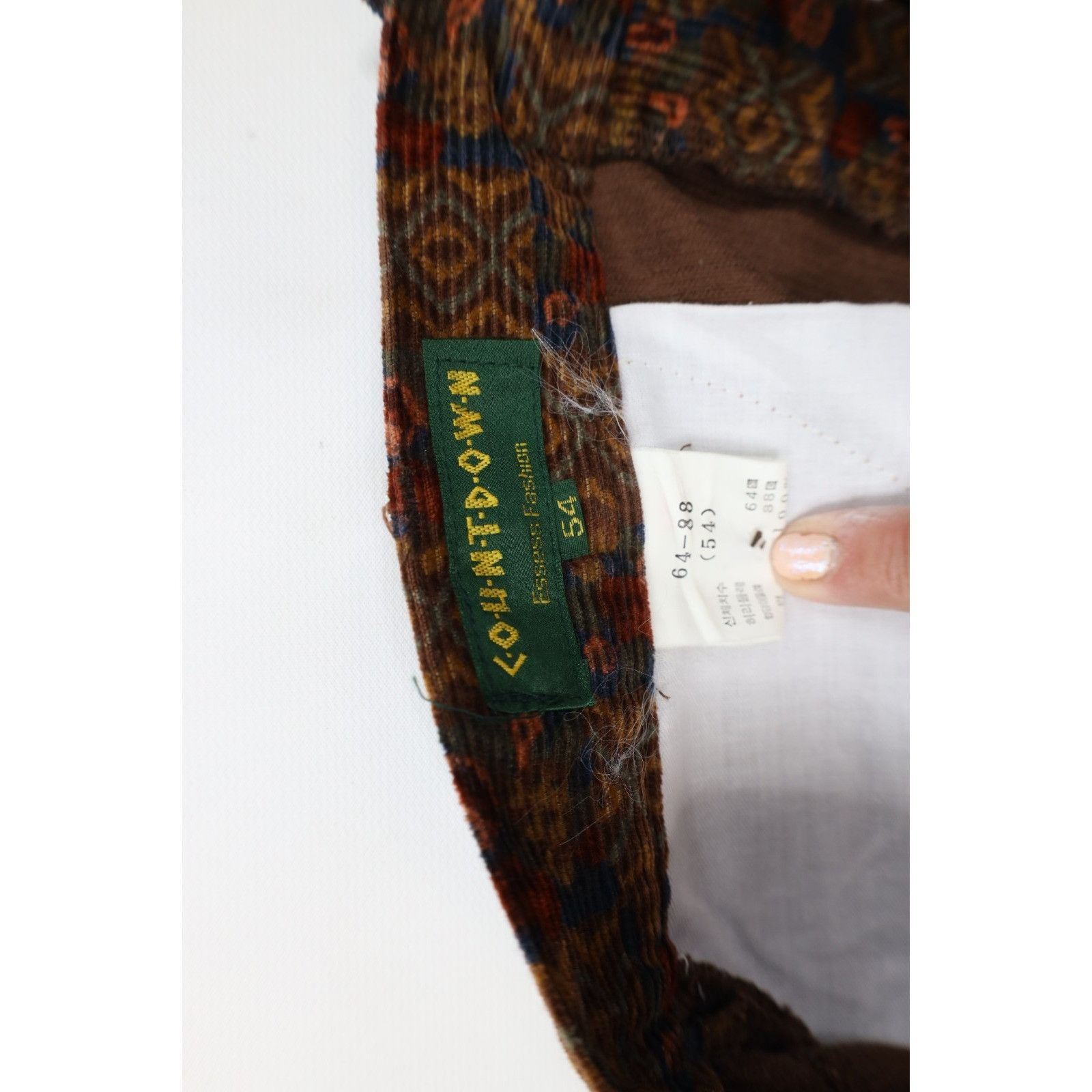 Vintage Vintage 90s Streetwear Rainbow Paisley Corduroy Skirt Size 26" / US 2 / IT 38 - 8 Thumbnail