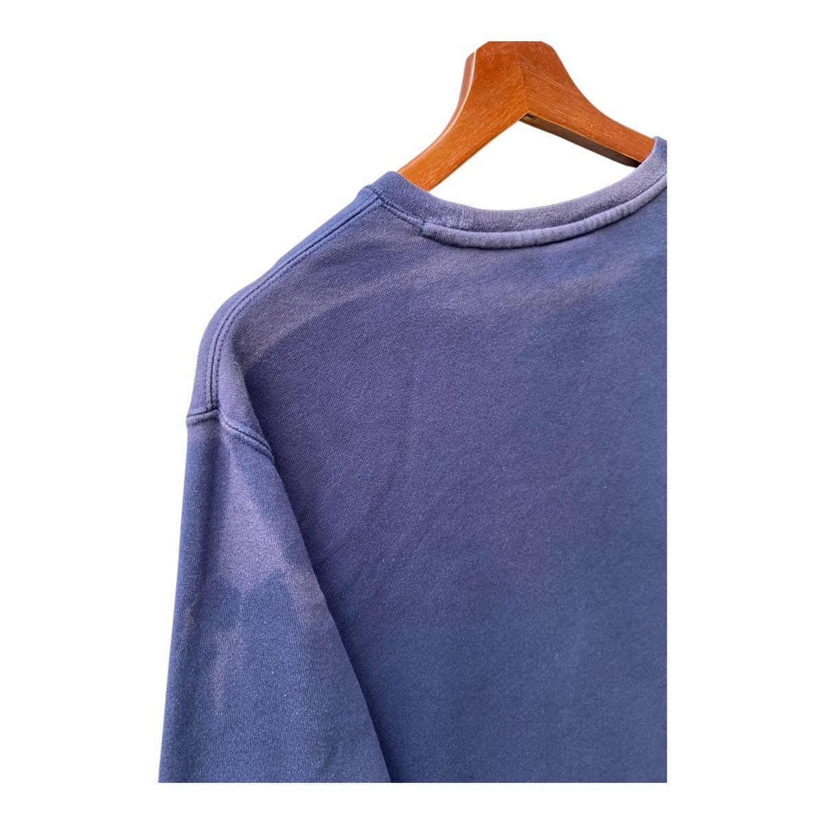 Nike Vintage Nike Sweatshirt Embroidery Logo Crewneck Size XL Size US XL / EU 56 / 4 - 7 Thumbnail