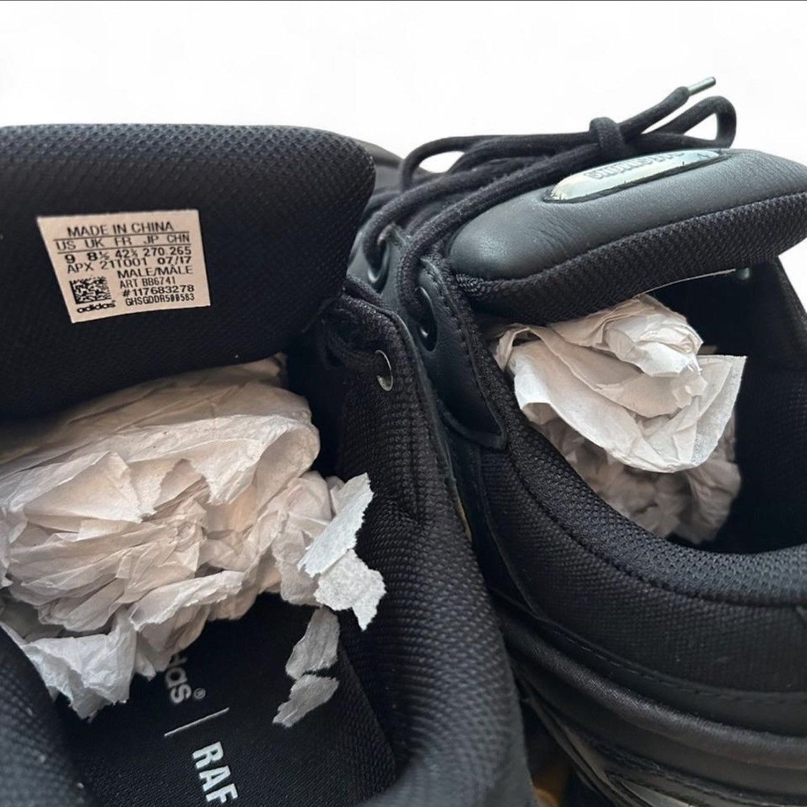 Adidas × Raf Simons “Adidas x Raf Simons” Ozweego III Size US 9.5 / EU 42-43 - 7 Thumbnail