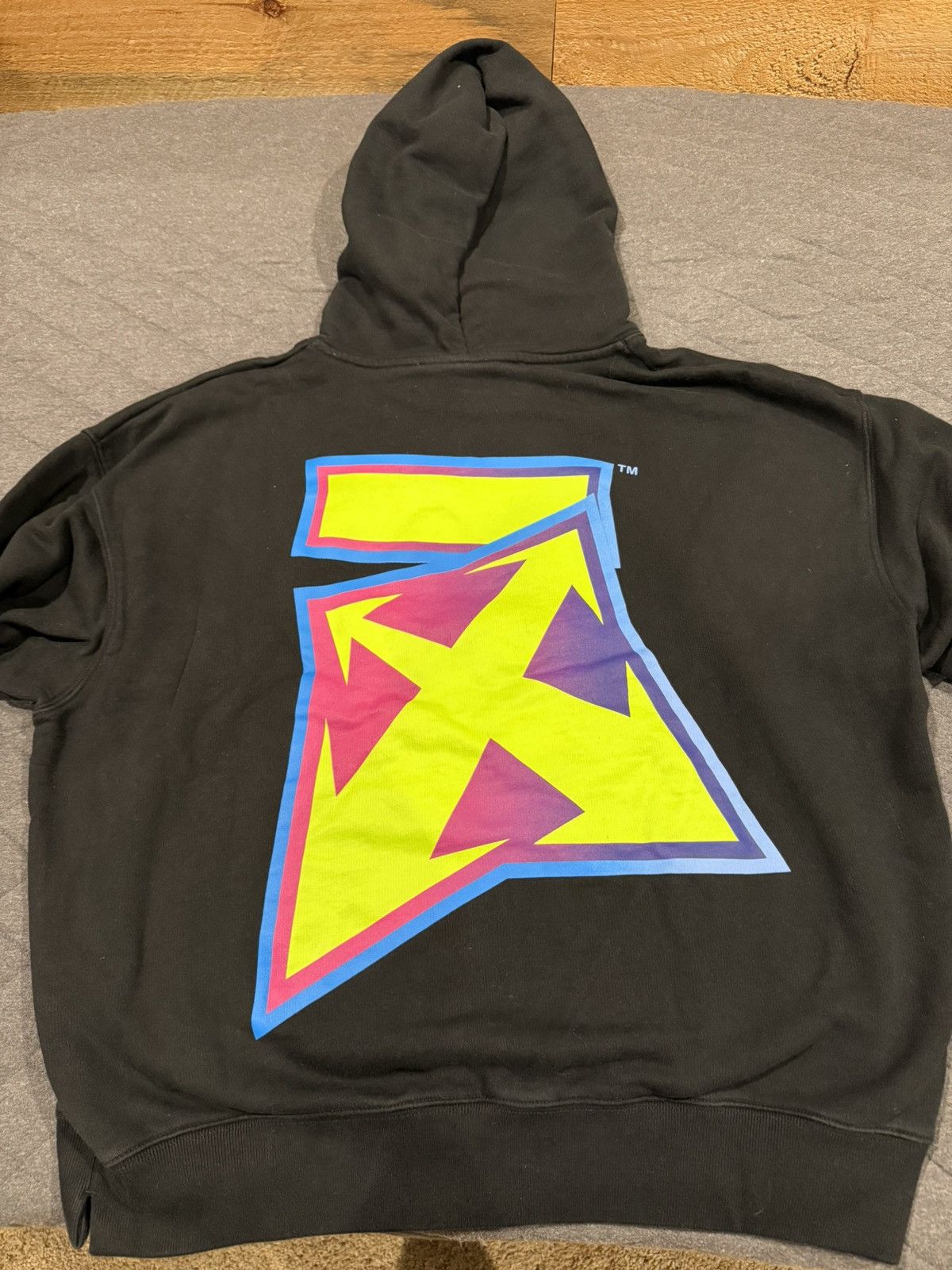 Off-White Off-white Degrade Thud Skate Arrows Hoodie Size US L / EU 52-54 / 3 - 1 Thumbnail