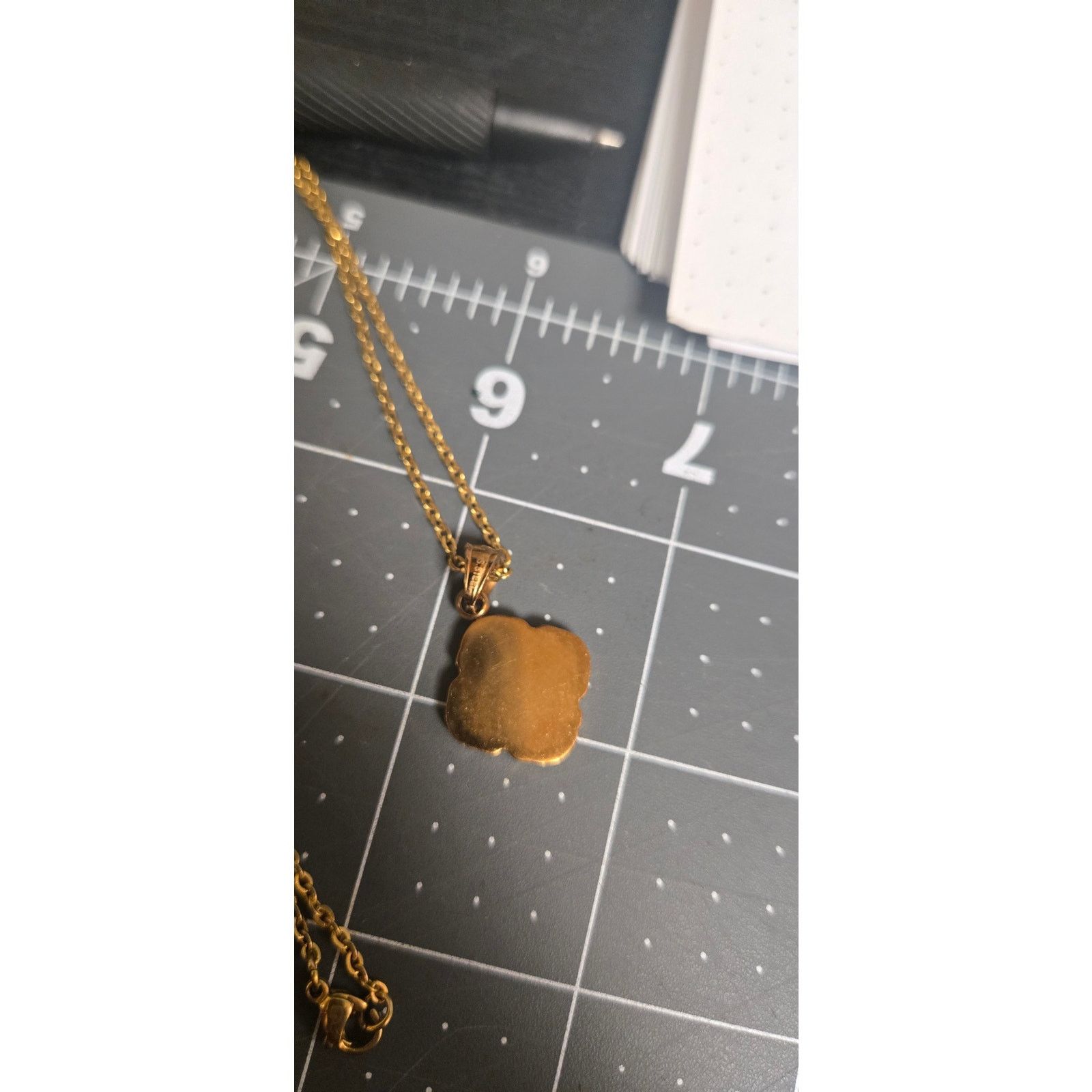 Tory Burch Tory Burch pendant on adjustable gold toned chain Size ONE SIZE - 6 Thumbnail