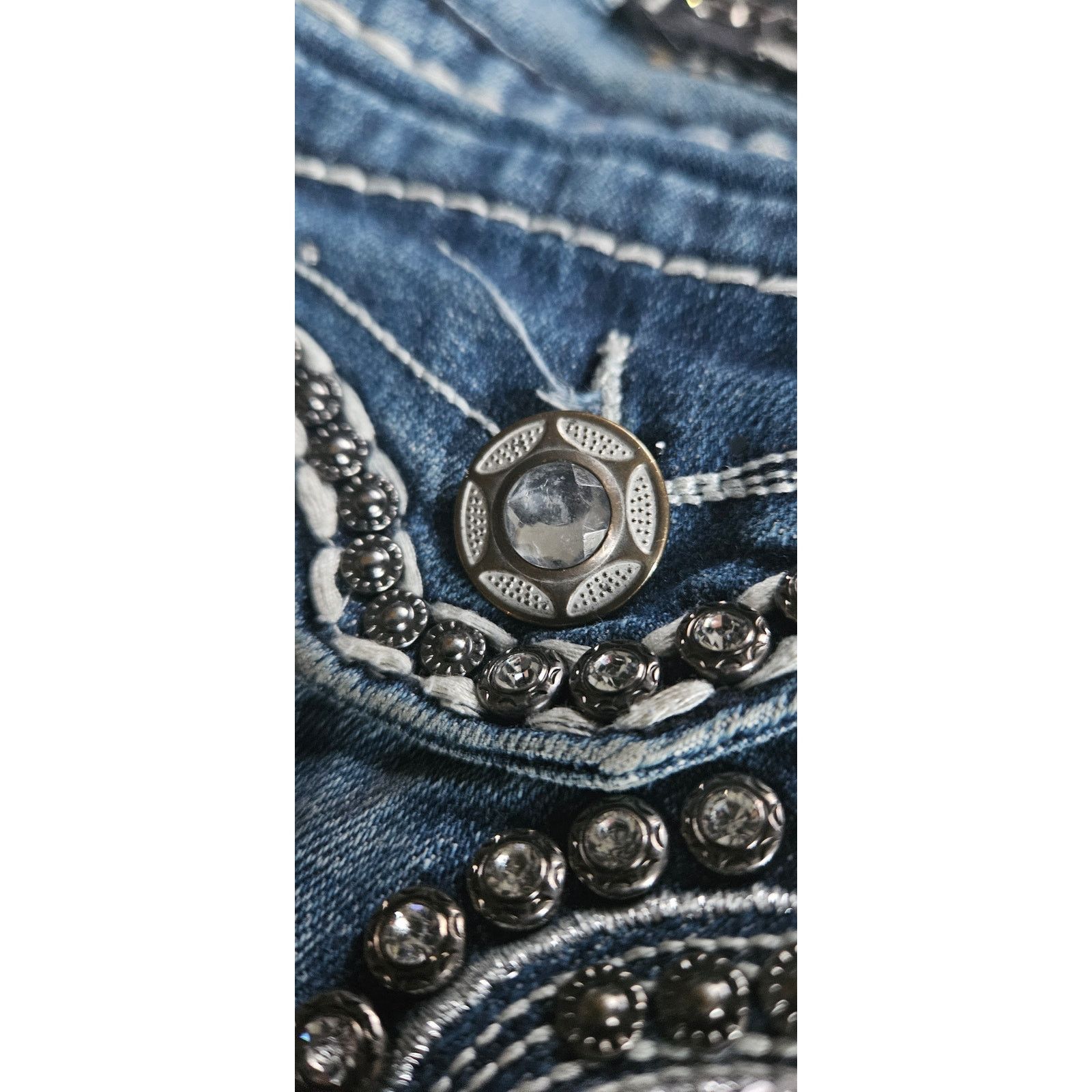 & Other Stories Back to School Jeans, Studded Pocket Studio5, Boot 5 x 33 Size 27" / US 4 / IT 40 - 5 Thumbnail