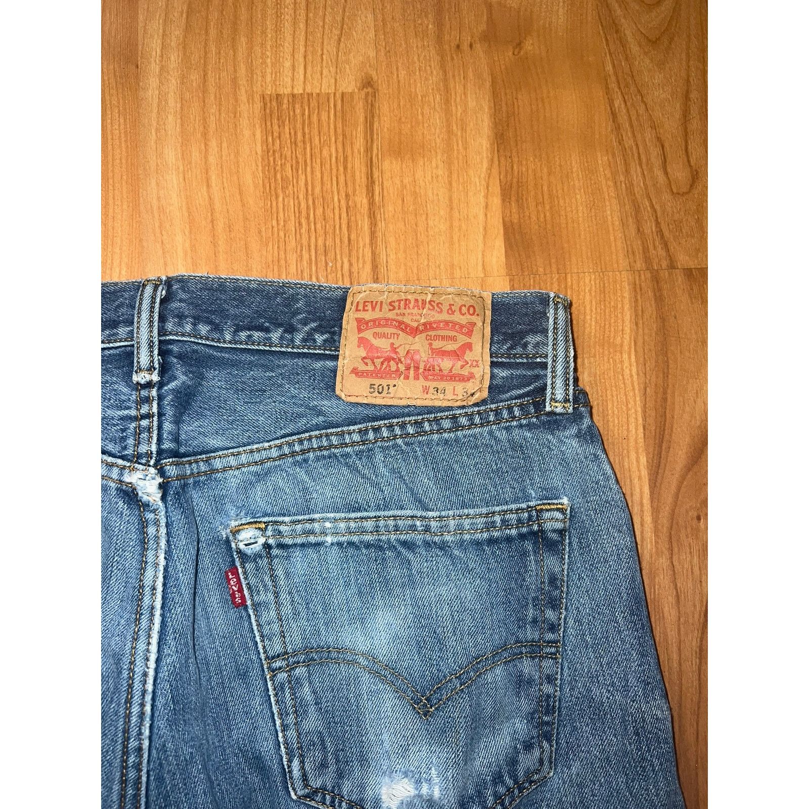 Levi's Y2K Levi Levi's 501 Blue Denim Jeans Bottoms Rip Torn 34x34 Size US 34 / EU 50 - 10 Thumbnail