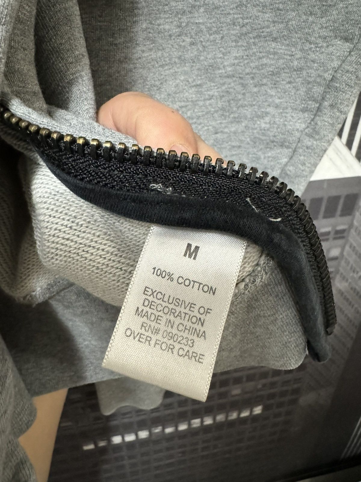 Fear of God OG FOG Fear of God Essentials ZIP Sweater Grey SZ Medium 🔥 Size US M / EU 48-50 / 2 - 7 Thumbnail