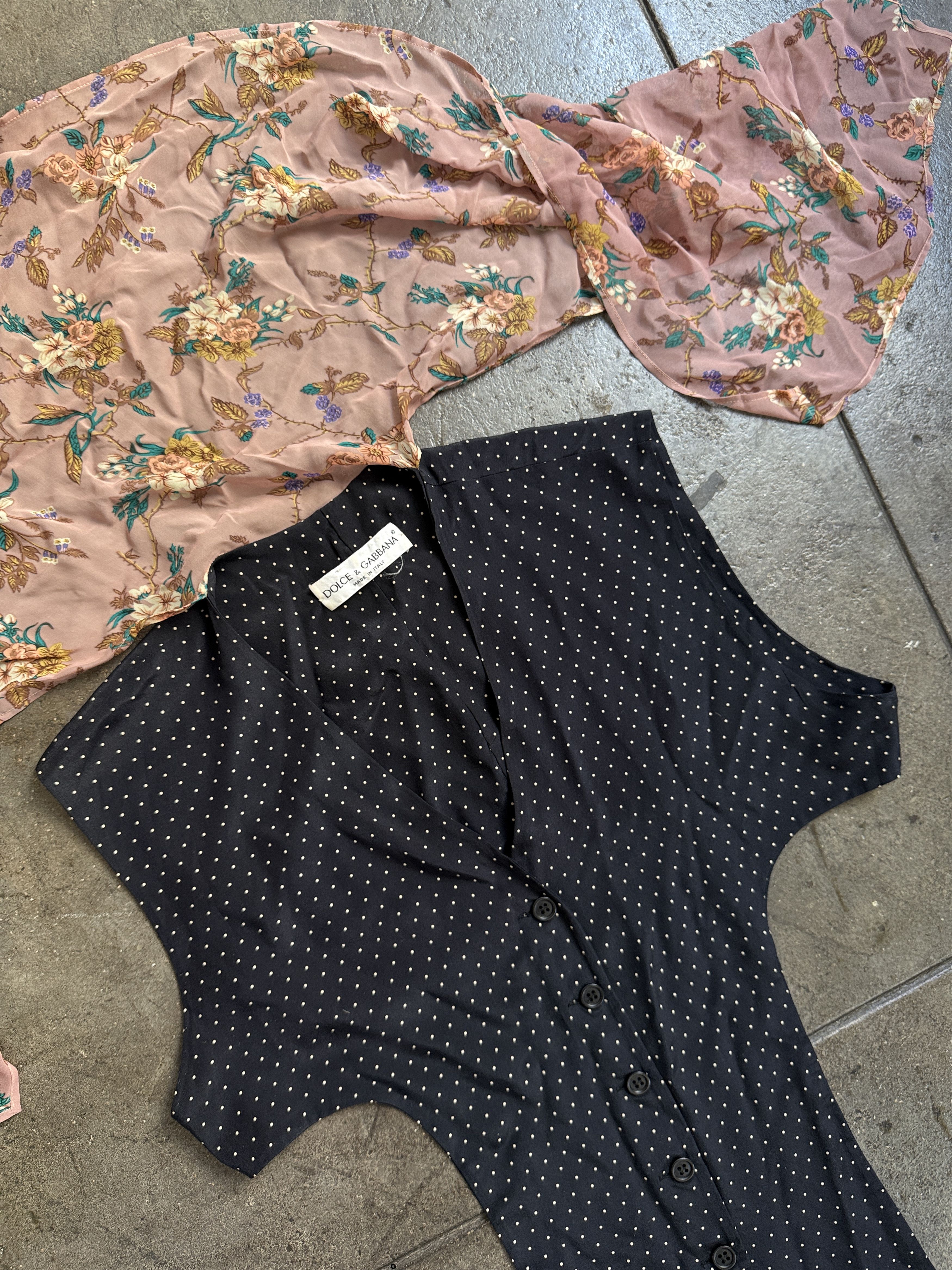 Dolce & Gabbana 1995 100% Silk top and attached Scarf Dolce Top w/ Size L / US 10 / IT 46 - 8 Thumbnail