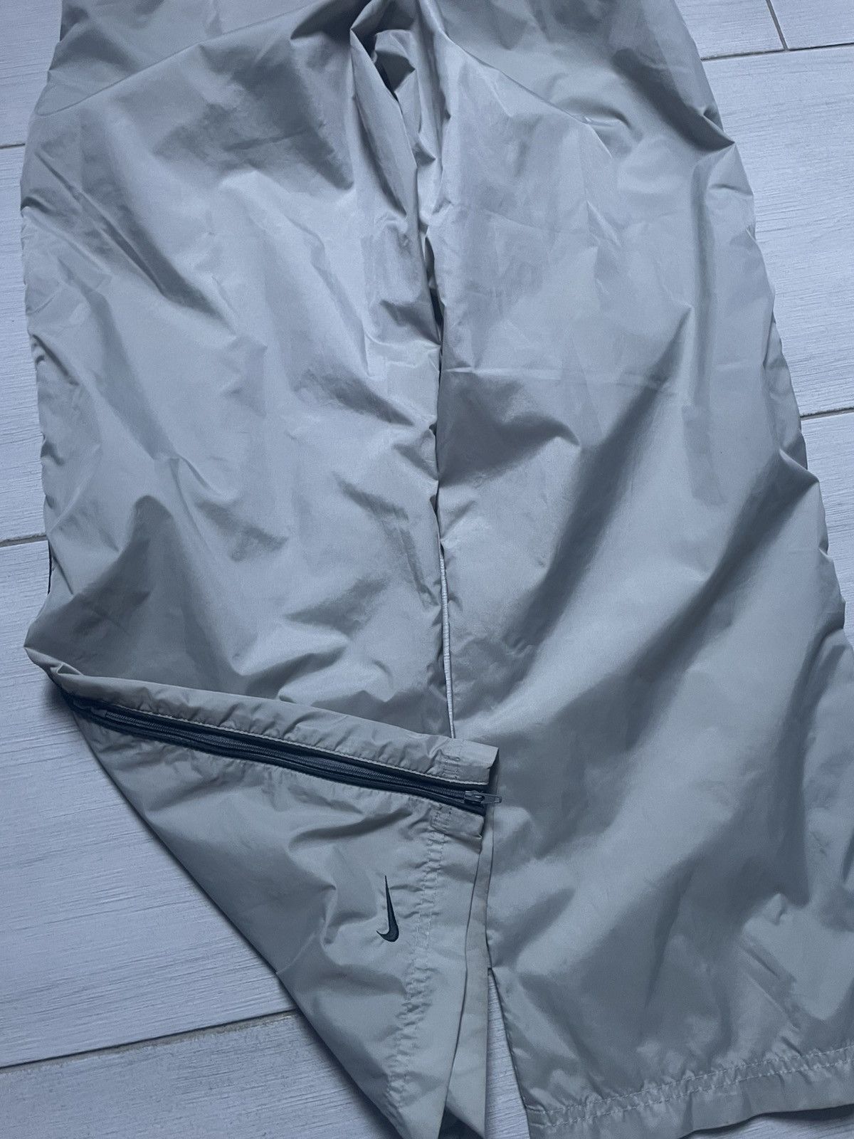 Nike Nike vintage swoosh nylon straight baggy rap drill pants Size US 29 - 6 Thumbnail