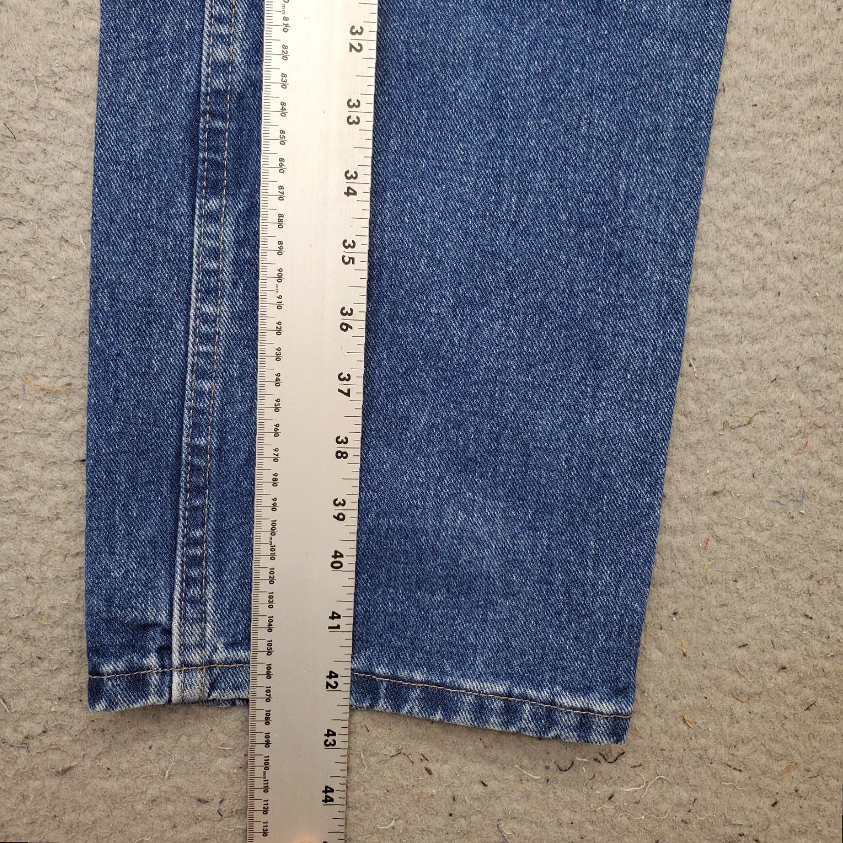 Wrangler Wrangler Mens Jeans 36 Blue Denim Rugged Wear Work Straight Relaxed Fit 1035001AL Regular Size 36 Blue Denim Mens Jeans Size US 36 / EU 52 - 4 Thumbnail
