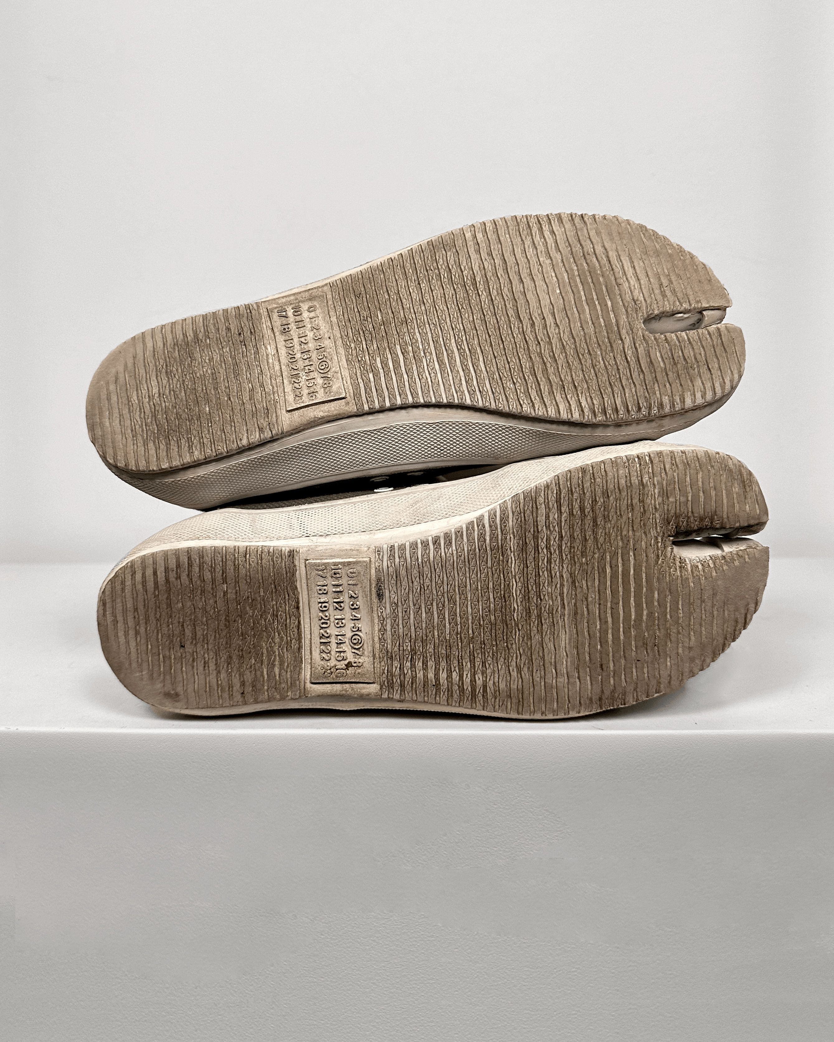 Maison Margiela Maison Martin Margiela Tabi Low Sneakers Size US 5.5 / EU 38 - 4 Thumbnail