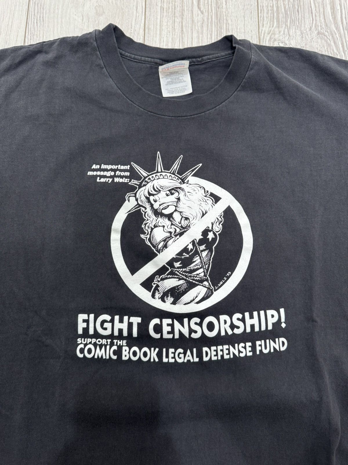 Vintage Vintage Fight Censorship Comic Book Cherry Size US XL / EU 56 / 4 - 2 Thumbnail