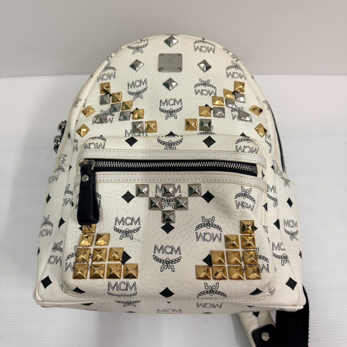 MCM MCM White Stuck Medium Backpack Size ONE SIZE - 11 Thumbnail