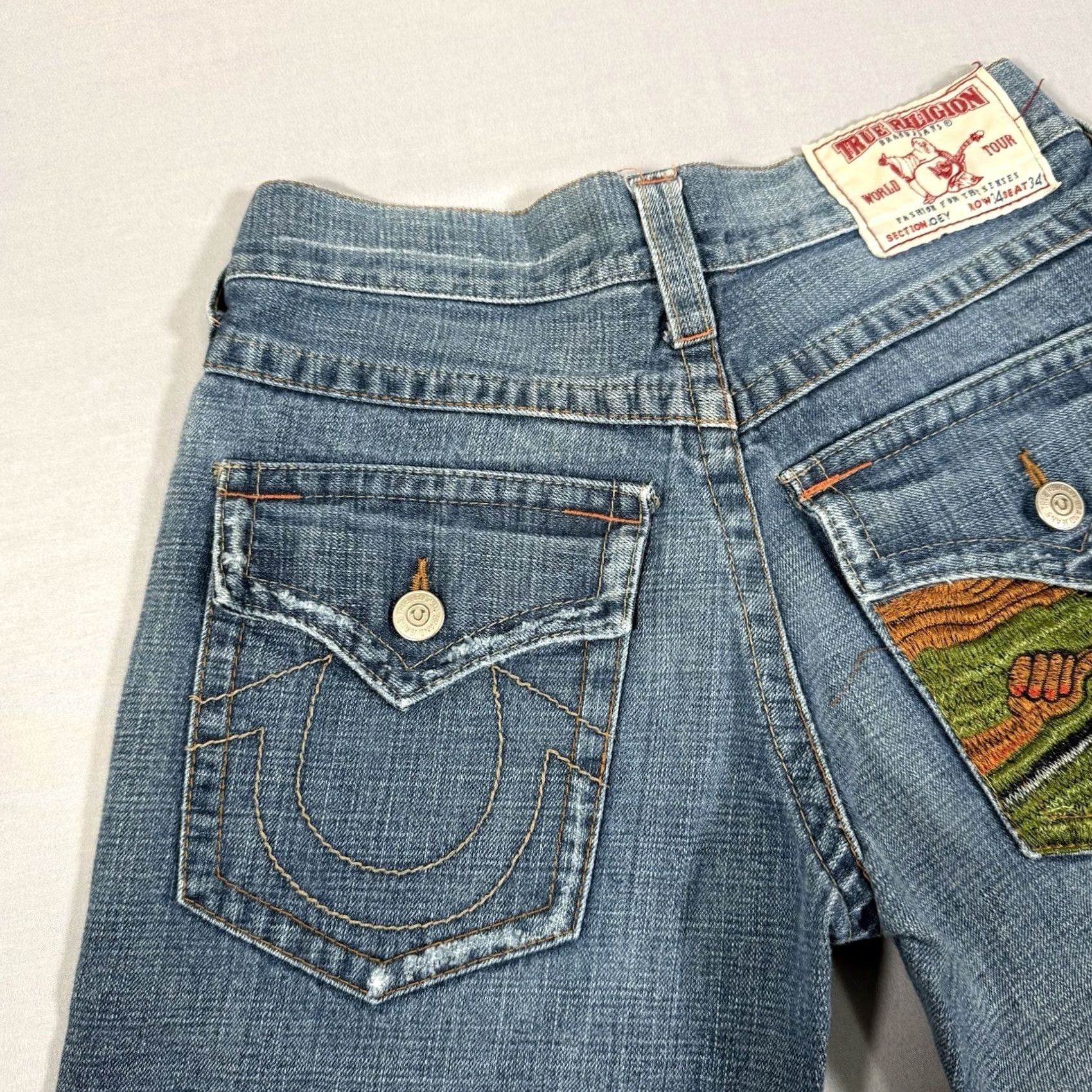 True Religion VINTAGE Note: This item is not vintage per specifications; title is reformulated without adding unsupported terms. Size 30" / US 8 / IT 44 - 6 Thumbnail