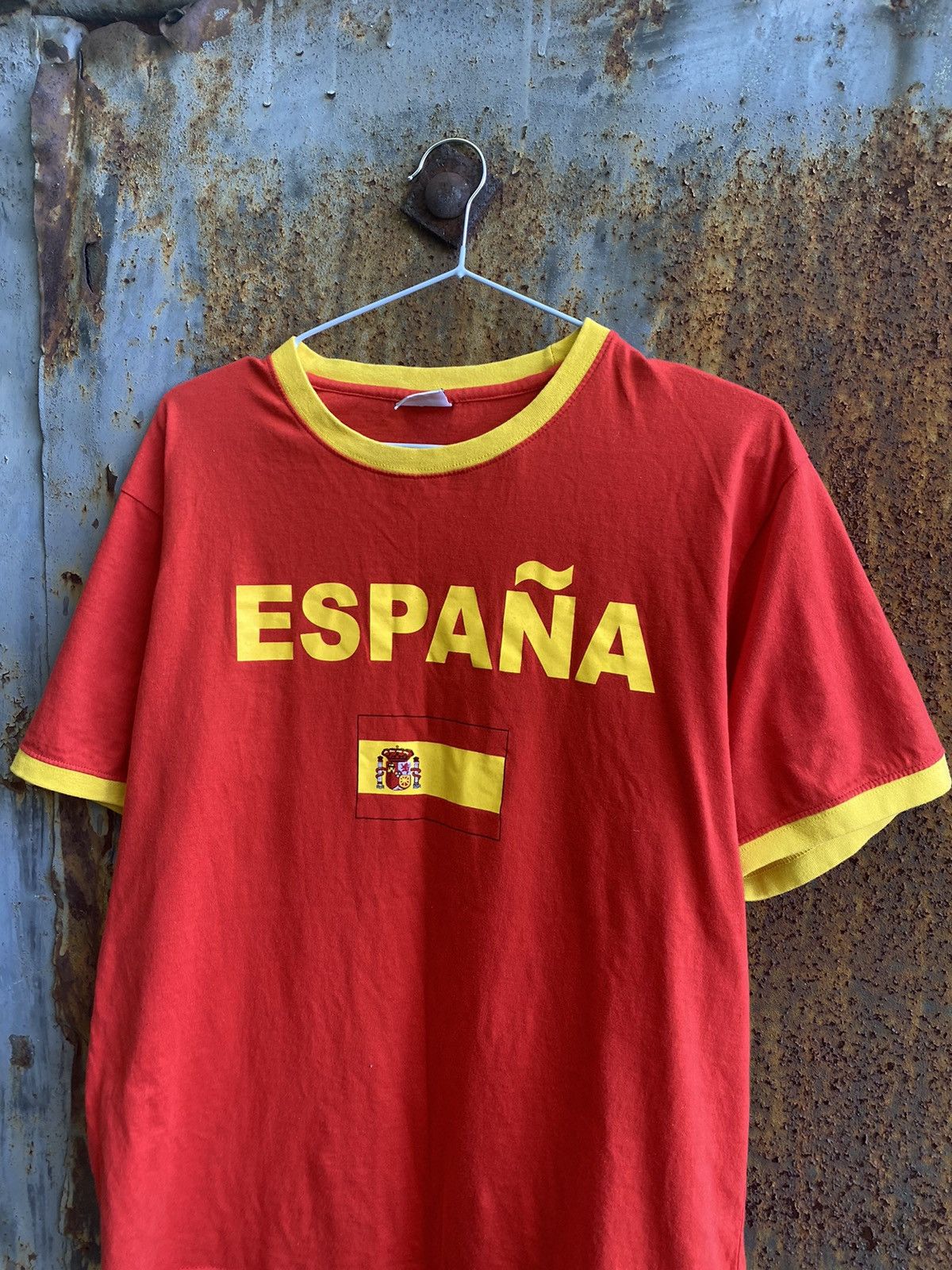 Vintage Vintage Spain National team soccer jersey t shirt Size US M / EU 48-50 / 2 - 5 Thumbnail