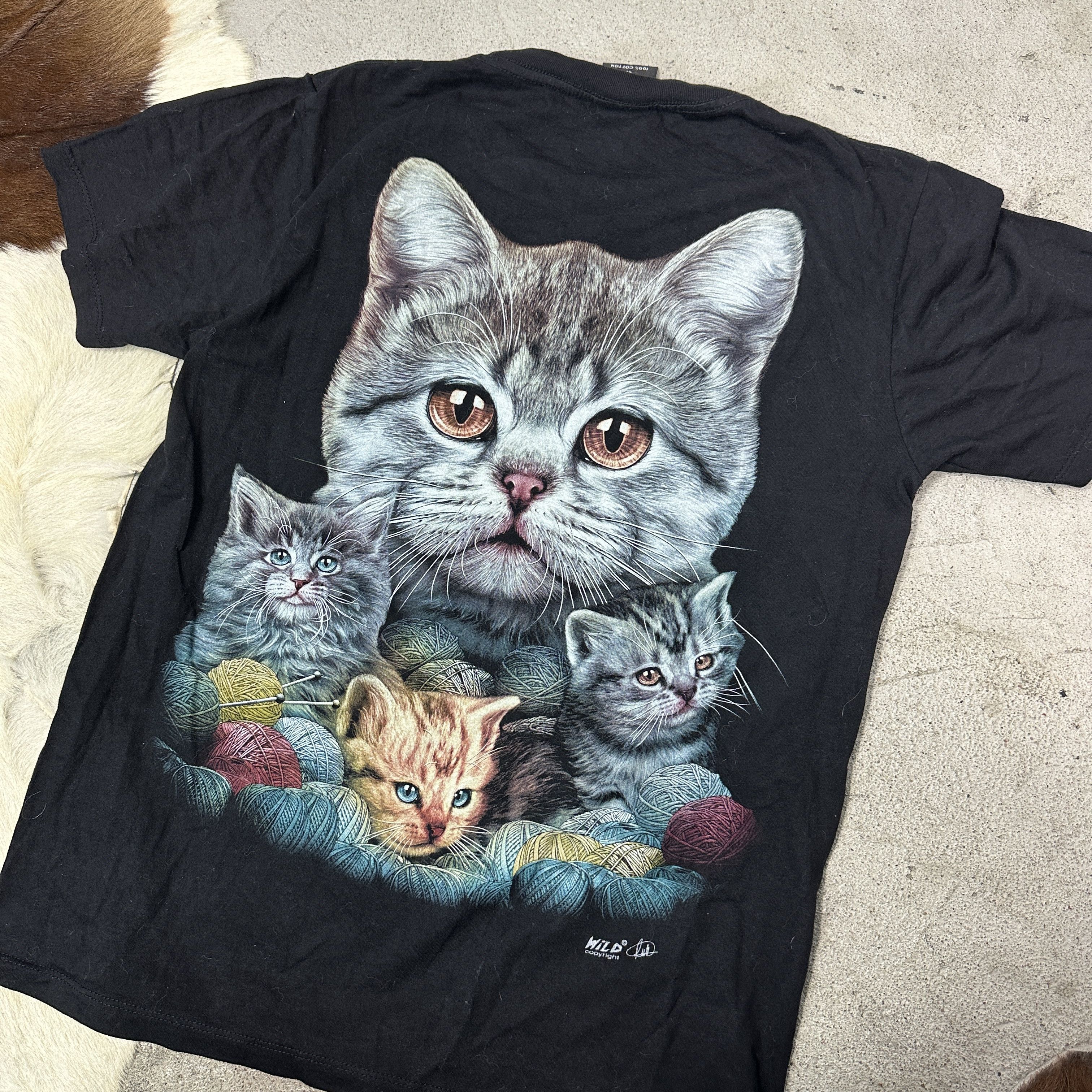 Vintage Vintage Kitty Cat Print Glowing In The Dark T-shirt Y2K Size US M / EU 48-50 / 2 - 4 Thumbnail