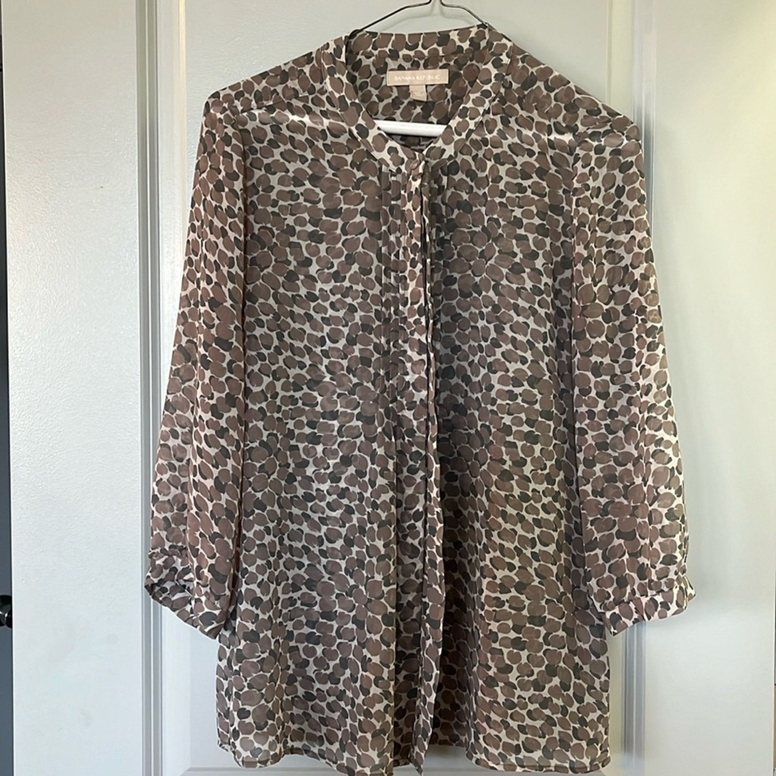 Banana Republic Banana Republic Blouse Size S / US 4 / IT 40 - 1 Thumbnail