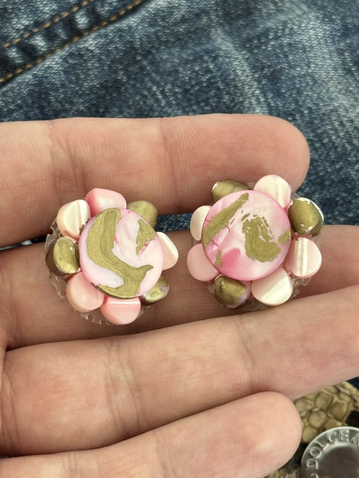 Japanese Brand ★0% TAX★ Y2K JAPANESE MOTIVE GOLDEN FLOWERS EARRINGS CLIPS Size ONE SIZE - 1 Thumbnail