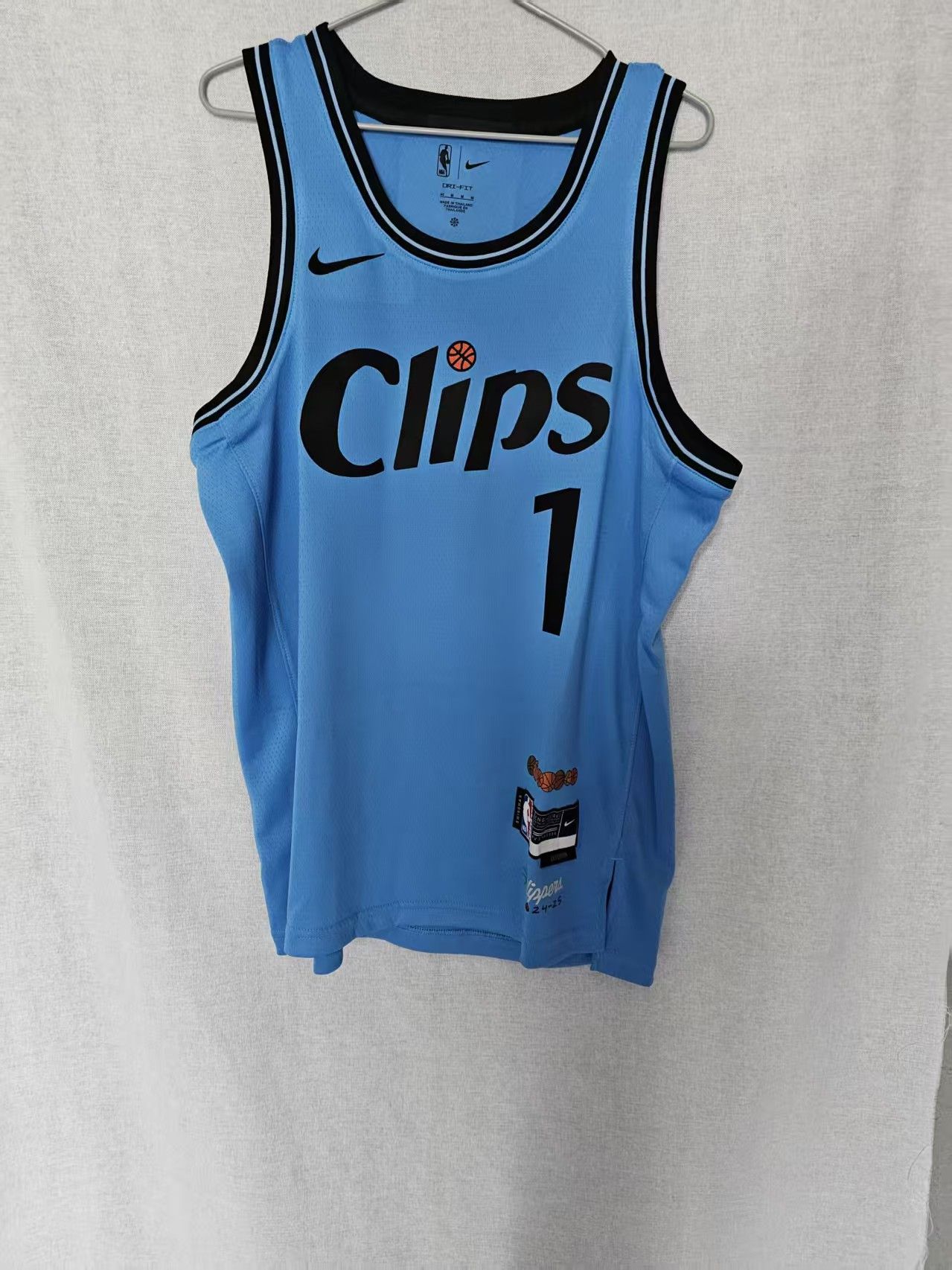 NBA Los Angeles Clippers 1 James Harden Jersey L Size US L / EU 52-54 / 3 - 1 Thumbnail