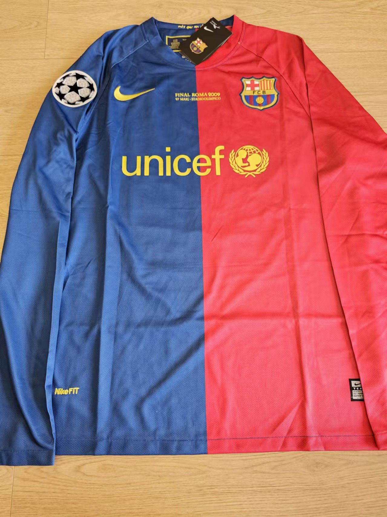 Other 2009 Barcelona 10 Messi Jersey Home Longsleeve M Size US M / EU 48-50 / 2 - 2 Thumbnail