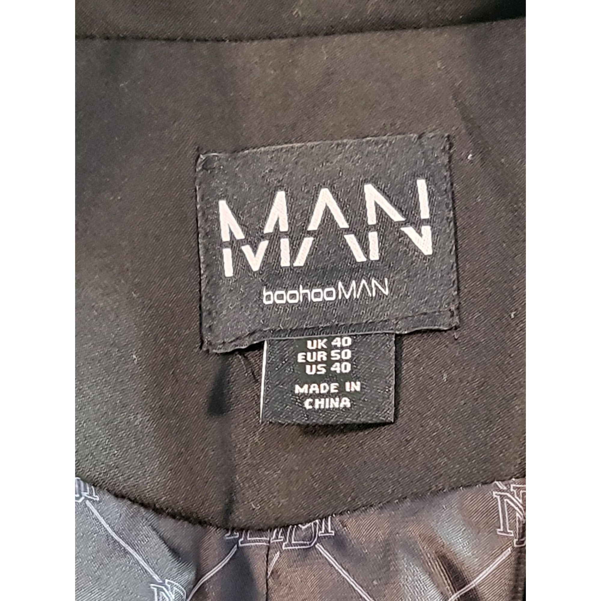 Boohoo Boohoo Man Blazer Men Sz 40 R Black Gold Embroidered 2 Butto Size 40R - 6 Thumbnail
