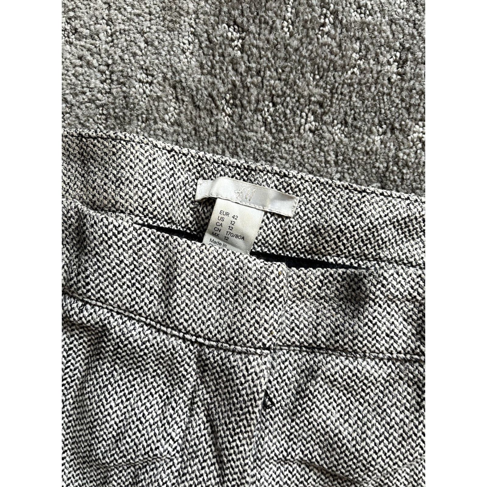 H&M H&M Women's Dress Pants Gray Herringbone Size 12 Flat Front Tapered Polyester Blend Office Casual Womens Size 34" / US 12 / IT 48 - 5 Thumbnail