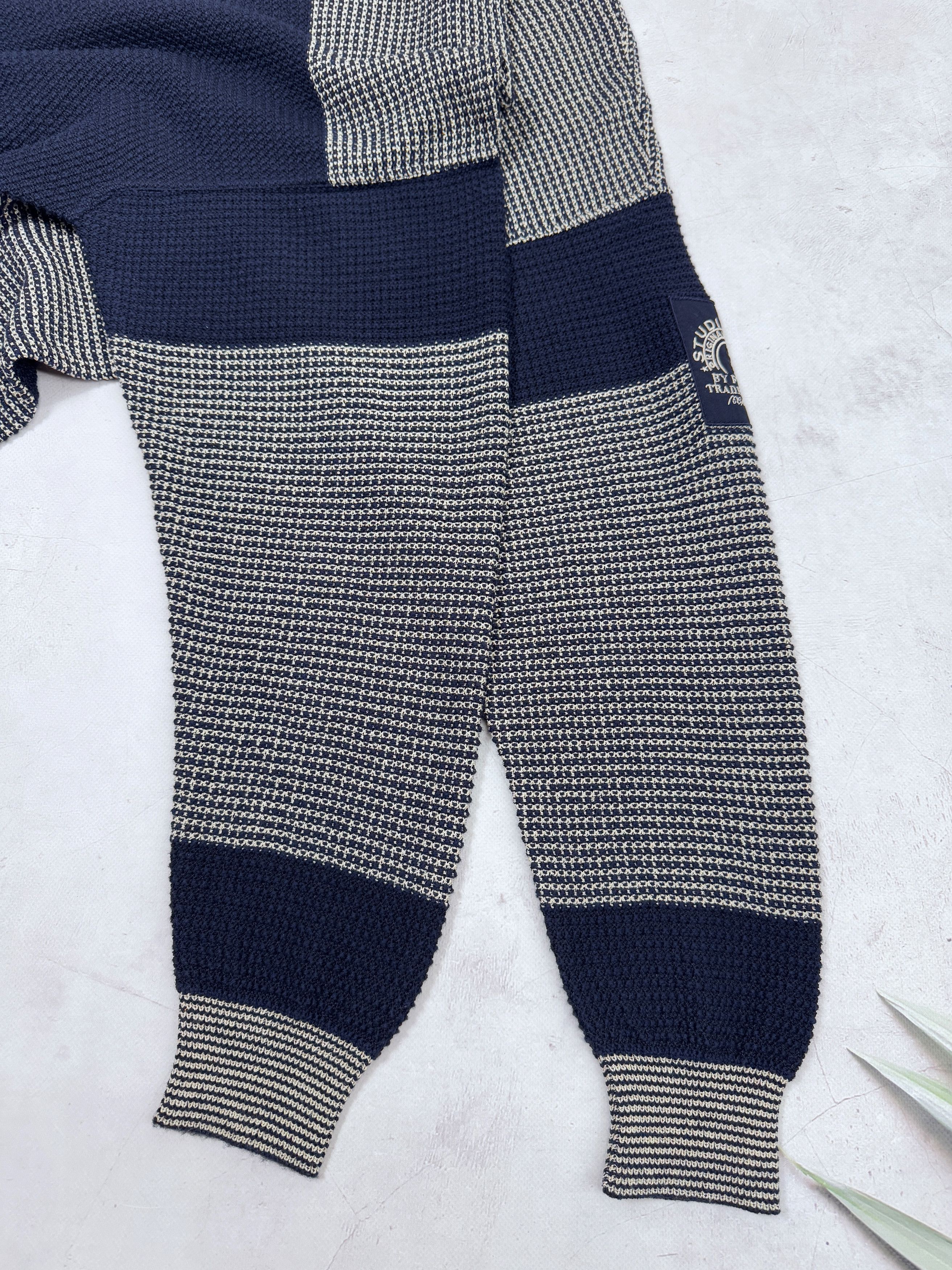Gianfranco Ferre × Vintage Vintage Gianfranco Ferre Sweater Studio 0001 Wool Size US L / EU 52-54 / 3 - 12 Thumbnail