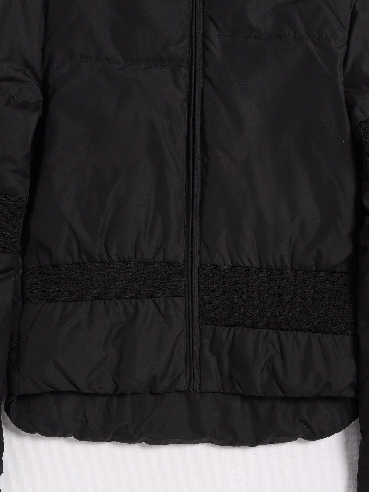 Maison Margiela MM6 Maison Margiela Puffer Asymmetrical Down Jacket Black Size S / US 4 / IT 40 - 4 Thumbnail