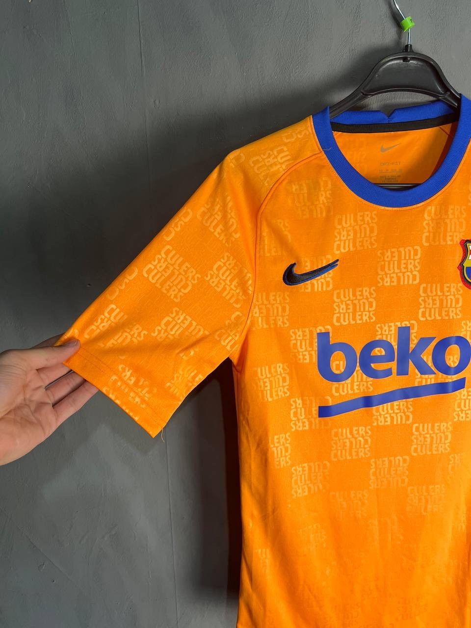 Nike Nike Barcelona Jersey Vintage Rare T-Shirt Soccer Club Size US S / EU 44-46 / 1 - 4 Thumbnail