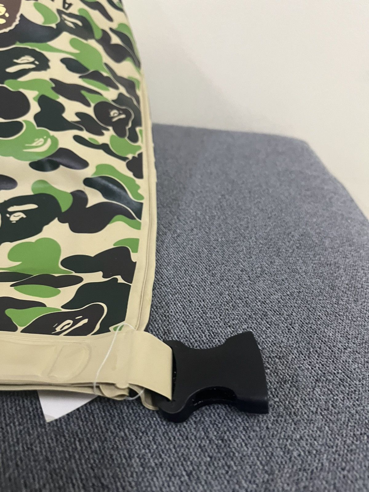 Bape Bathing ape camo waterproof bag Size ONE SIZE - 6 Thumbnail