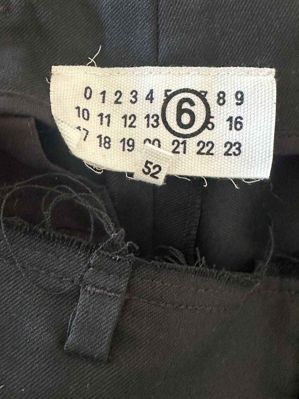 MM6 Raw Edge Pant Size US 36 / EU 52 - 7 Thumbnail