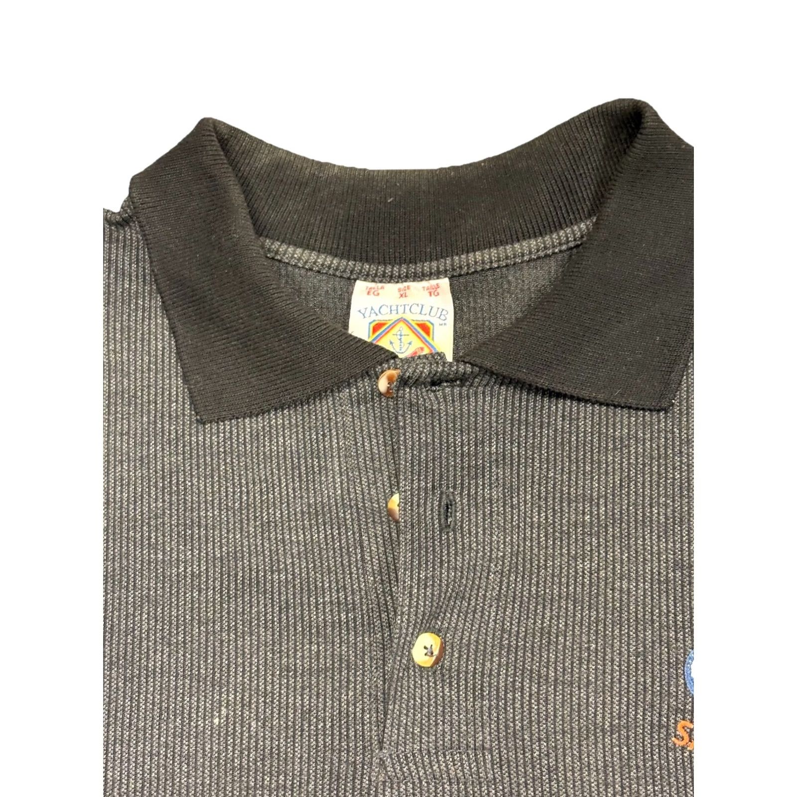 Vintage VINTAGE San Diego Yacht Club Embroidered Polo Charcoal Grey Shirt XL Men Regular Cotton Logo Short Sleeve Crew Neck 80s 90s Preppy Retro Size US XL / EU 56 / 4 - 3 Thumbnail