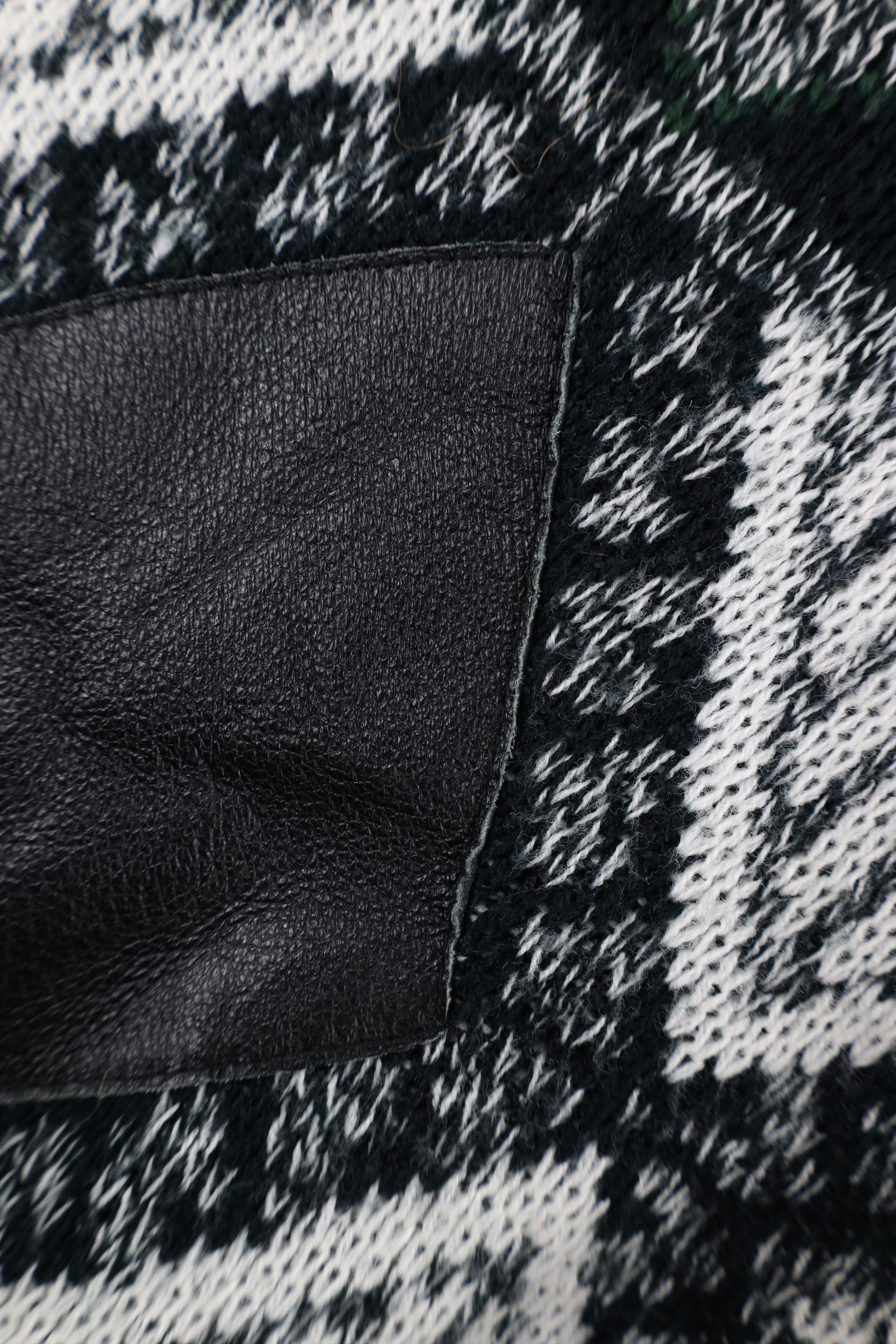 Vintage Vintage 90s Coogi Style Leather Trim Knit Dad Sweater Size US S / EU 44-46 / 1 - 5 Thumbnail