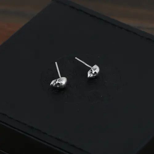 Diamond Earrings x Jewelry Earrings One Pairs Chrome Jewelry in Silver, Men's