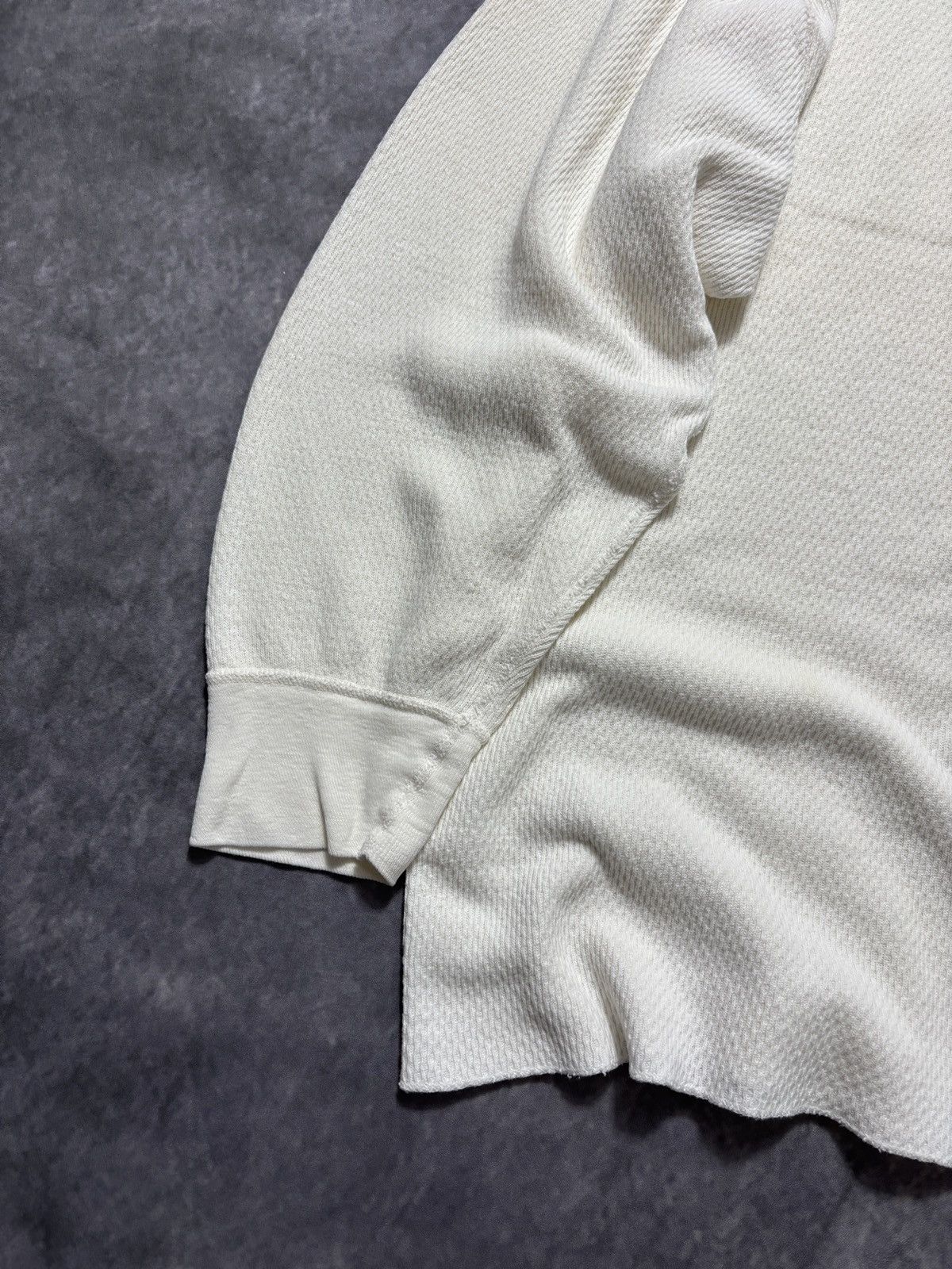Vintage 1980s KMart Longsleeve Vintage Thermal Shirt Waffle 80s 90s Size US L / EU 52-54 / 3 - 9 Thumbnail