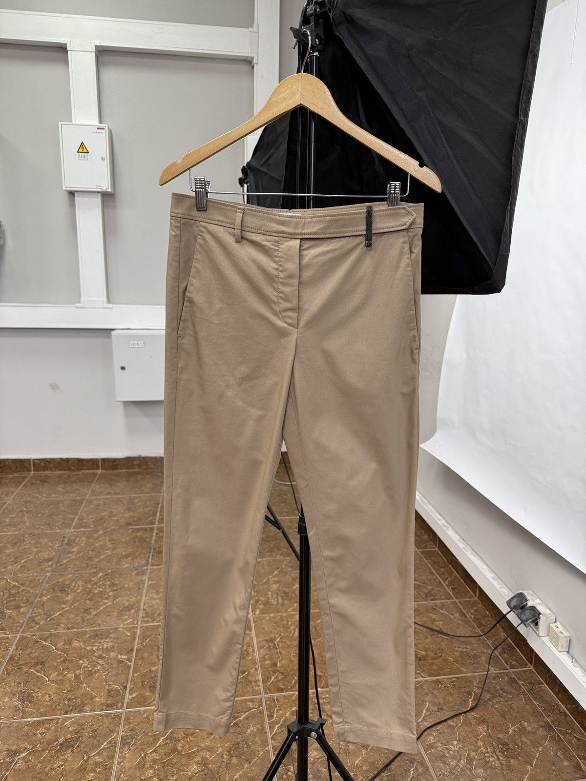 Brunello Cucinelli 🇮🇹 Brunello Cucinelli Classic Slim-Fit Women’s Pants Rare Size 28" / US 6 / IT 42 - 1 Thumbnail