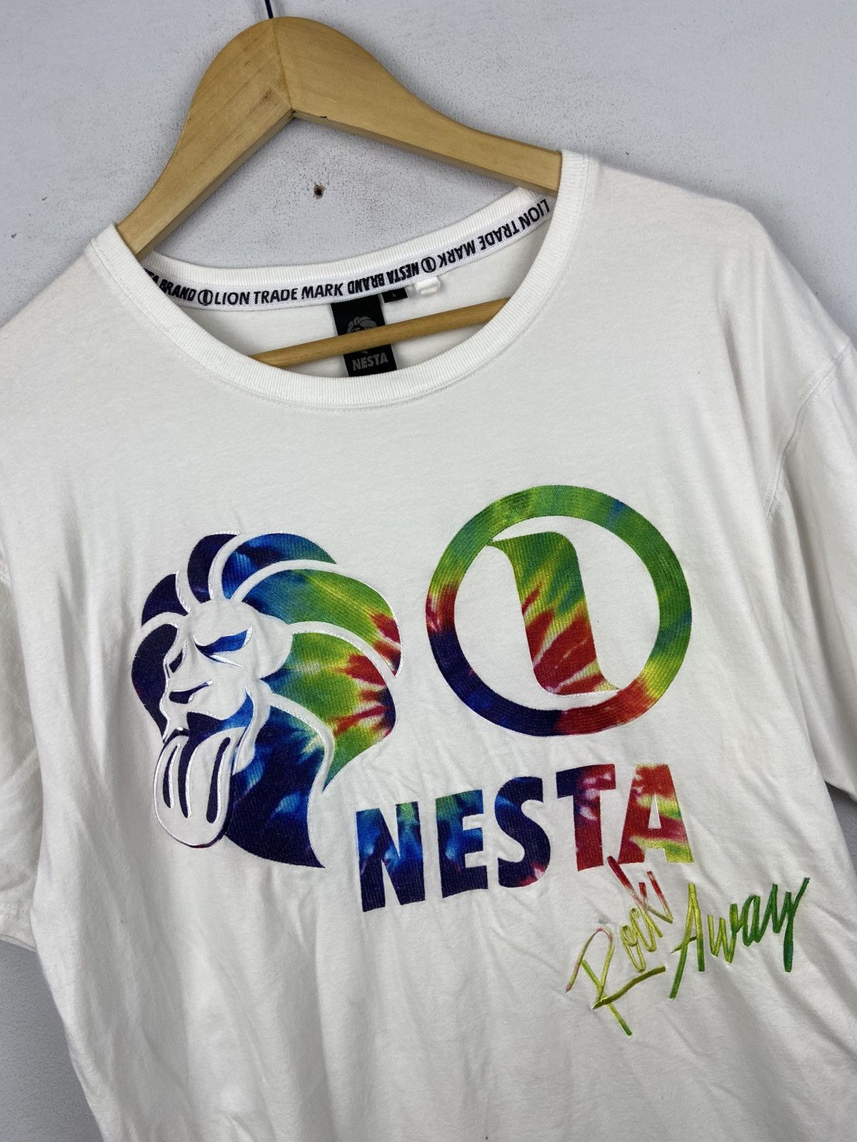 Japanese Brand × Other Nesta Embroidered Multicolour Tee Size US L / EU 52-54 / 3 - 4 Thumbnail