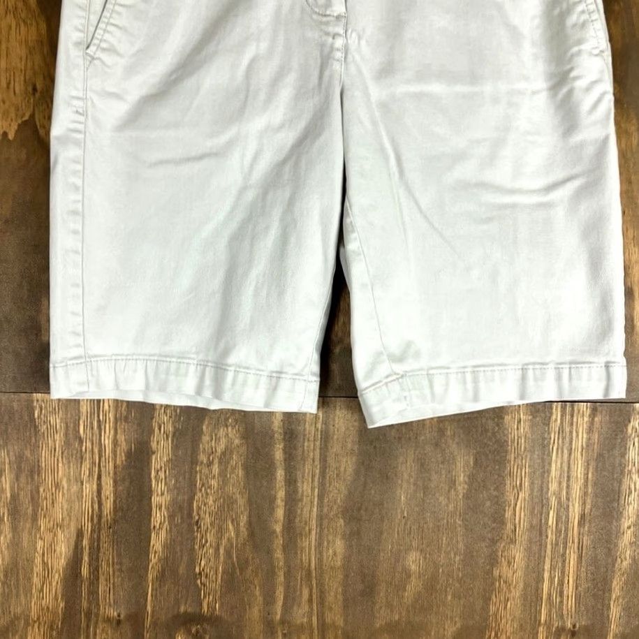 Tommy Bahama Tommy Bahama Womens Shorts Beige Midi Chino Island Life Stretch 4 Size 27" / US 4 / IT 40 - 3 Thumbnail