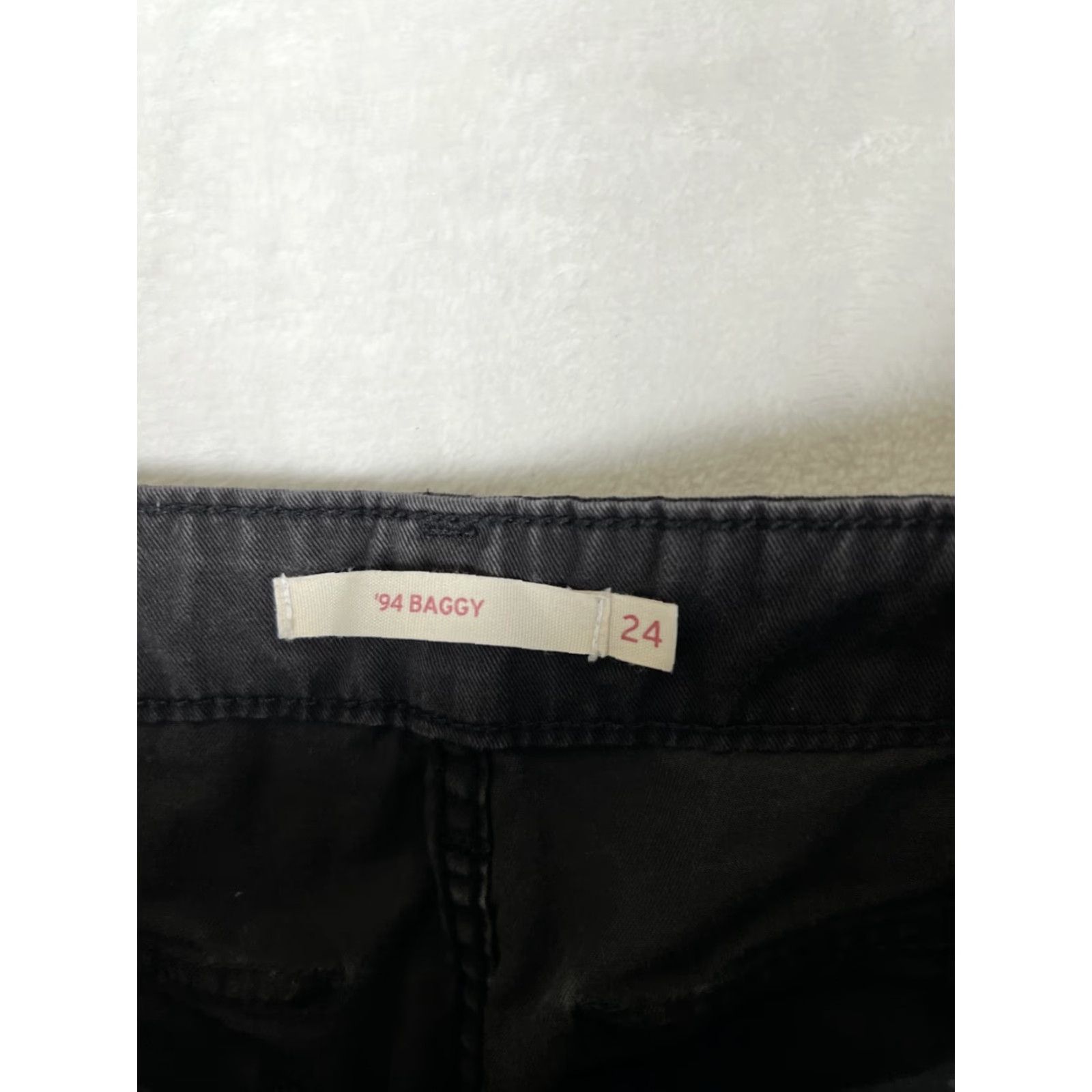 Levi's Levi's Women's '94 Baggy Wide Leg Cargo Black Pants Size 24 Size 42" / US 20 - 5 Thumbnail