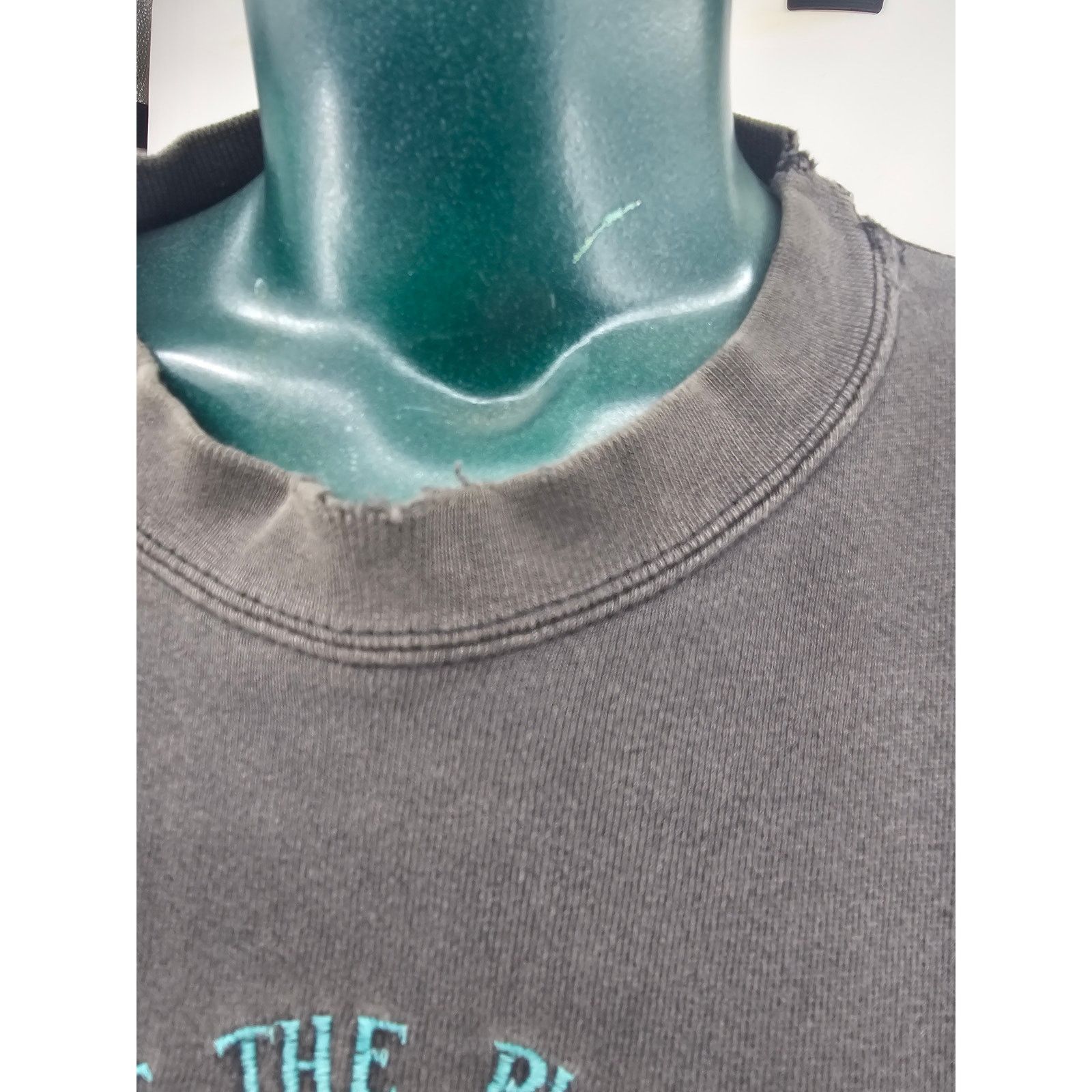 Hard Rock Cafe Vintage 90's Hard Rock Cafe Distressed Gray Sweatshirt L Size L / US 10 / IT 46 - 6 Thumbnail
