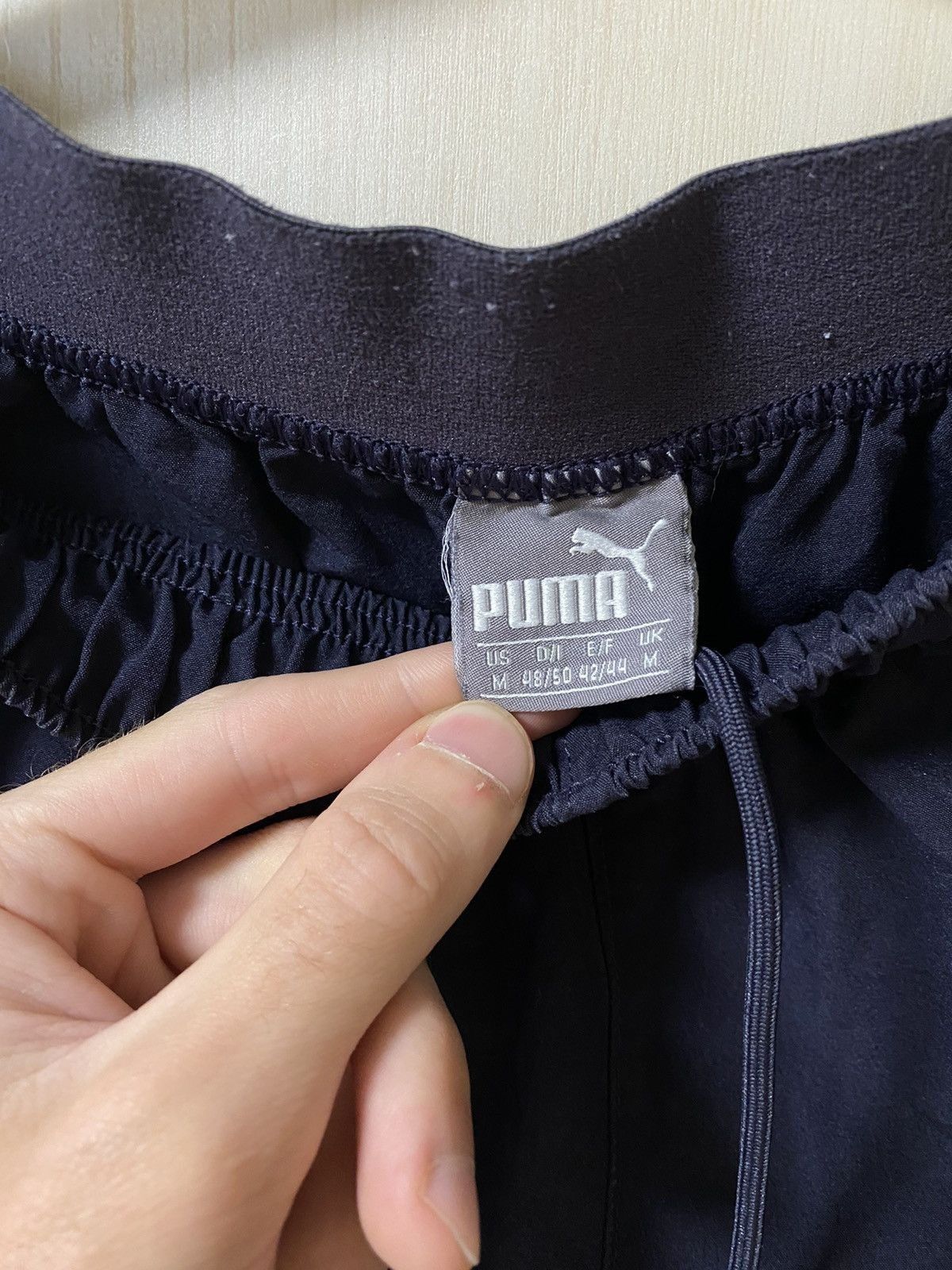 Puma Vintage Puma Wigan Soccer shorts - Size M Size US 34 / EU 50 - 6 Thumbnail