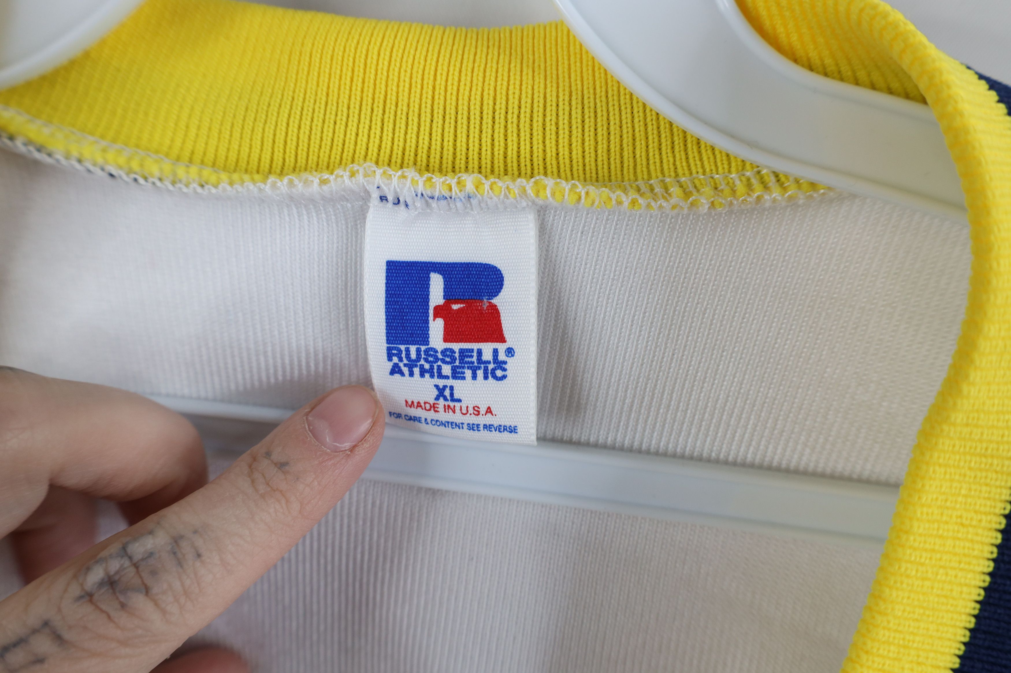 Russell Athletic × Vintage Vintage 80s 90s Russell Athletic Worn University of Jersey Size US XL / EU 56 / 4 - 7 Thumbnail