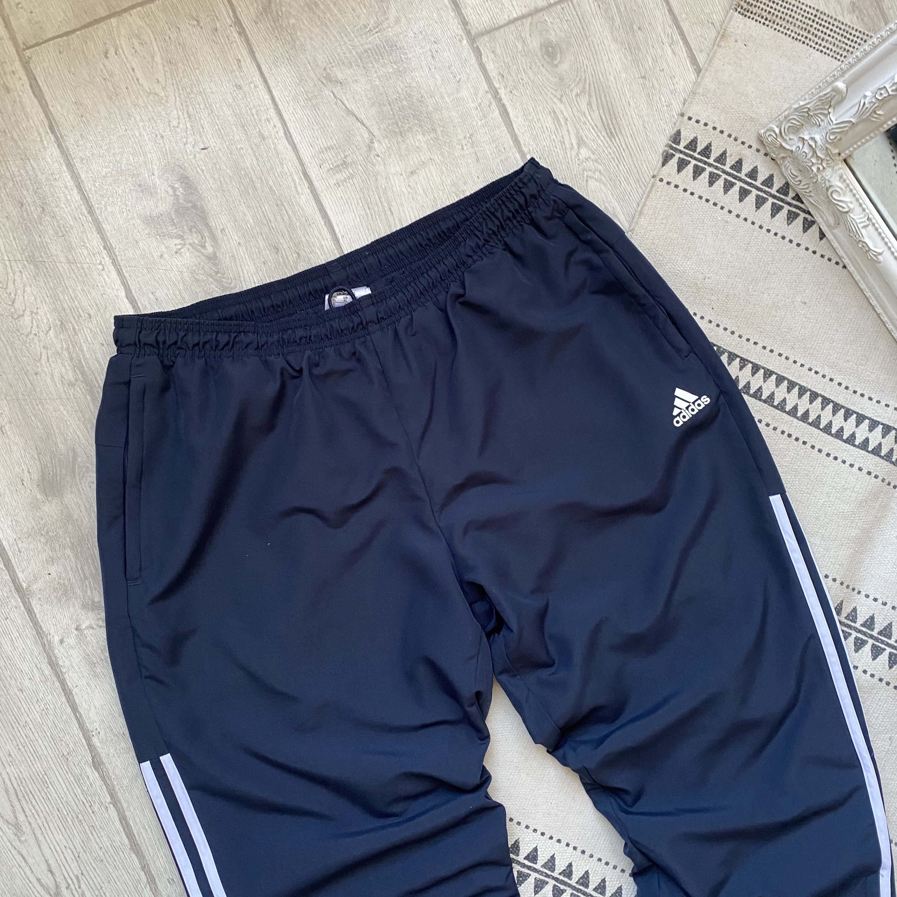 Adidas 🦍 Adidas Nylon track pants joggers vintage style Size US 36 / EU 52 - 2 Thumbnail