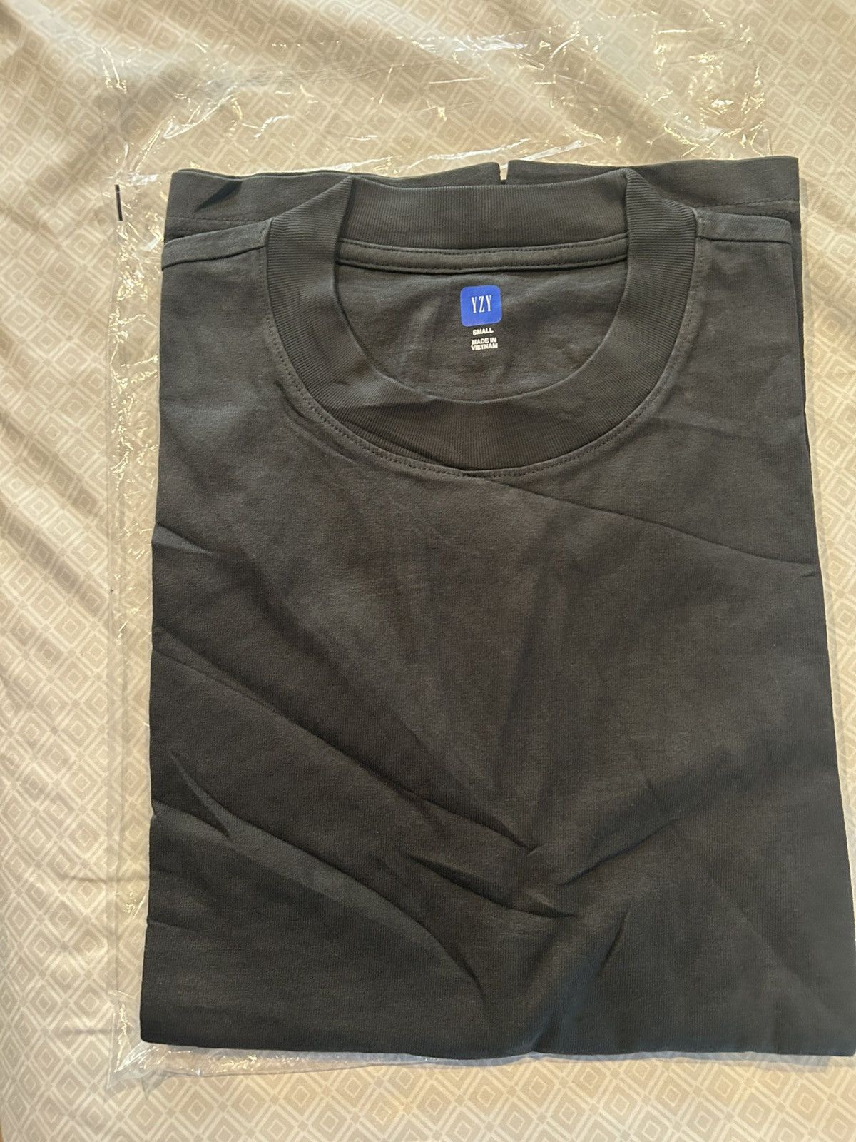 Gap × Yeezy Yeezy x Gap black t shirt Size US S / EU 44-46 / 1 - 1 Thumbnail
