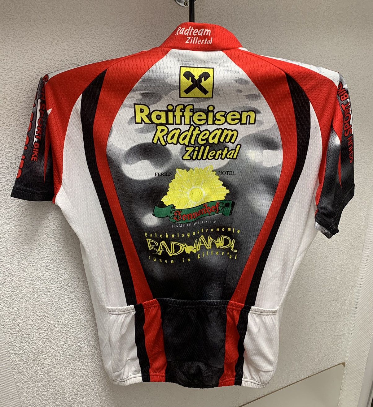 Bicycle Bicycle jersey raiffeisen red t-shirt Xl radteam Size US XL / EU 56 / 4 - 2 Thumbnail