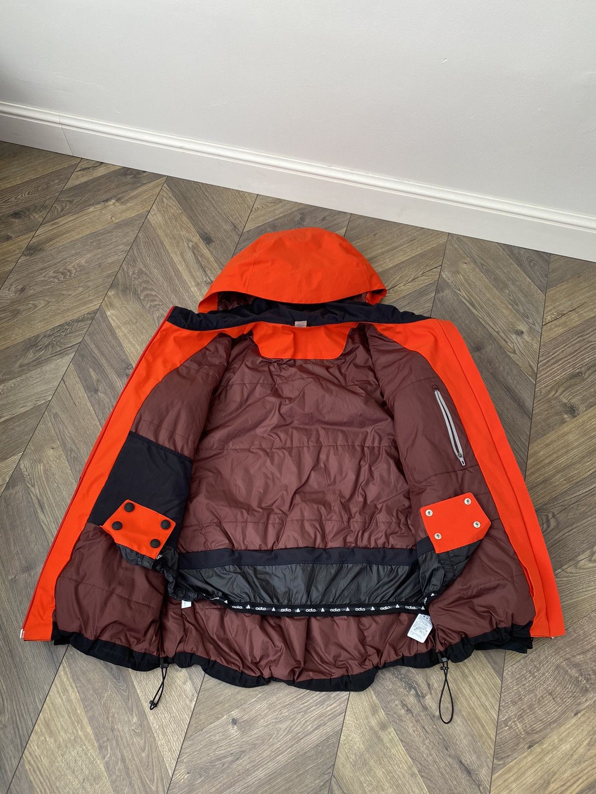 Odlo × Vintage Vintage Odlo Swiss Ski Team red Jacket Size US L / EU 52-54 / 3 - 16 Thumbnail